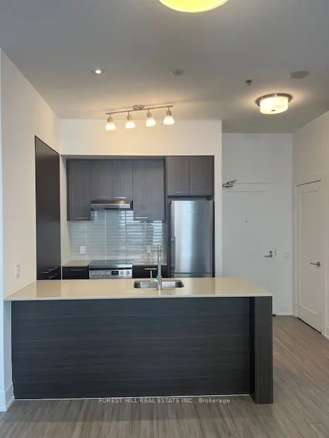 310 Tweedsmuir Avenue, #318