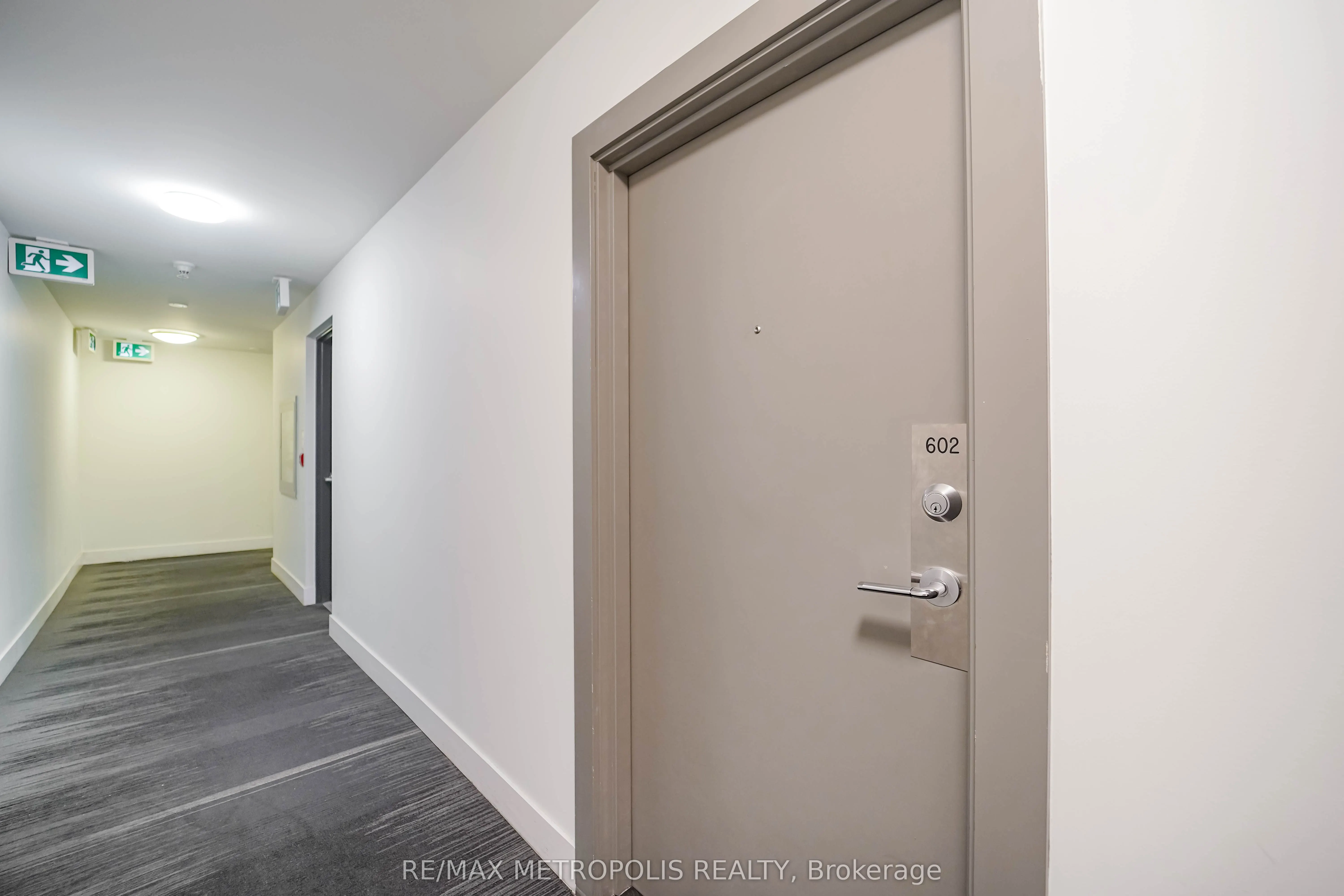 10 Willison Square, #602