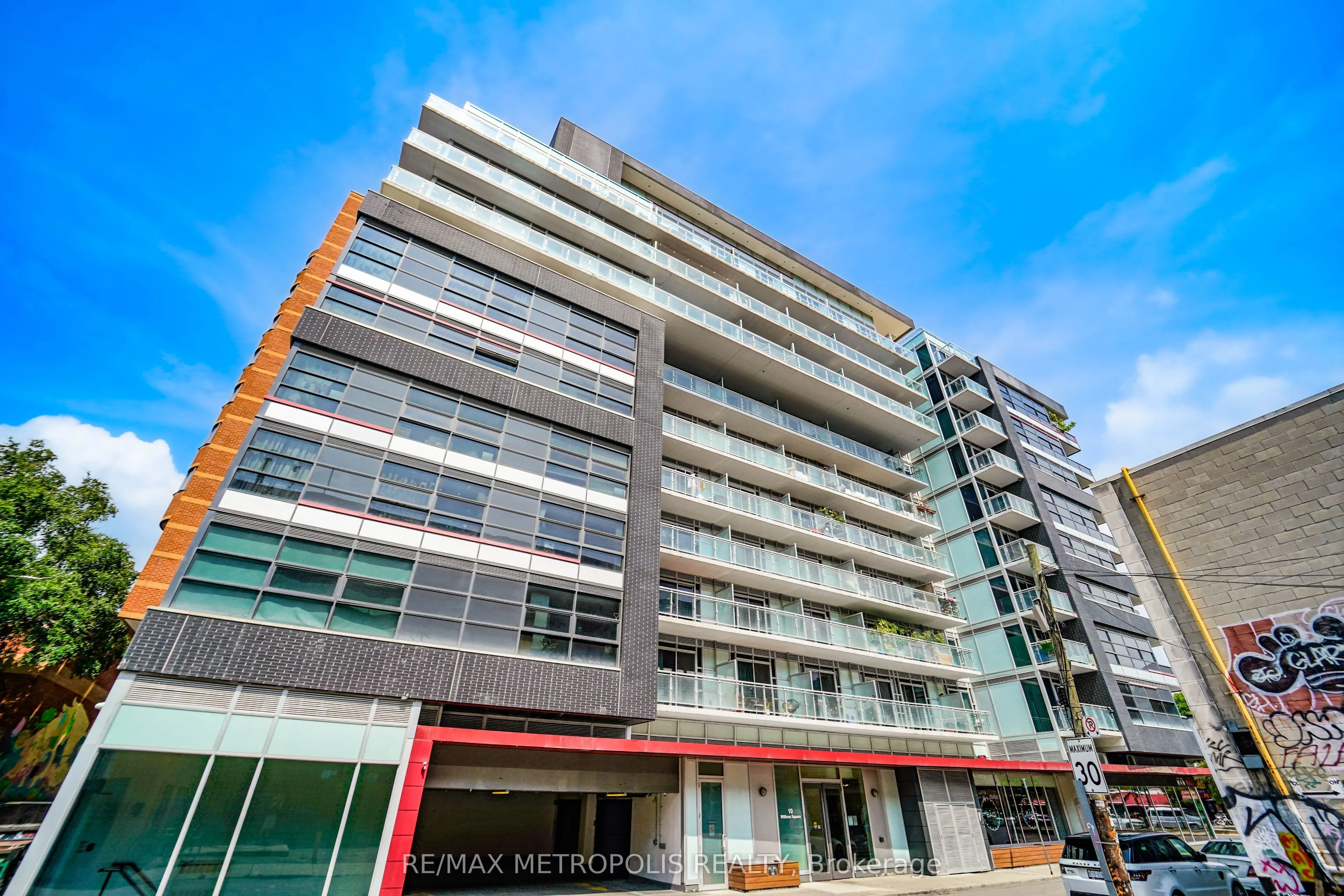 10 Willison Square, #602