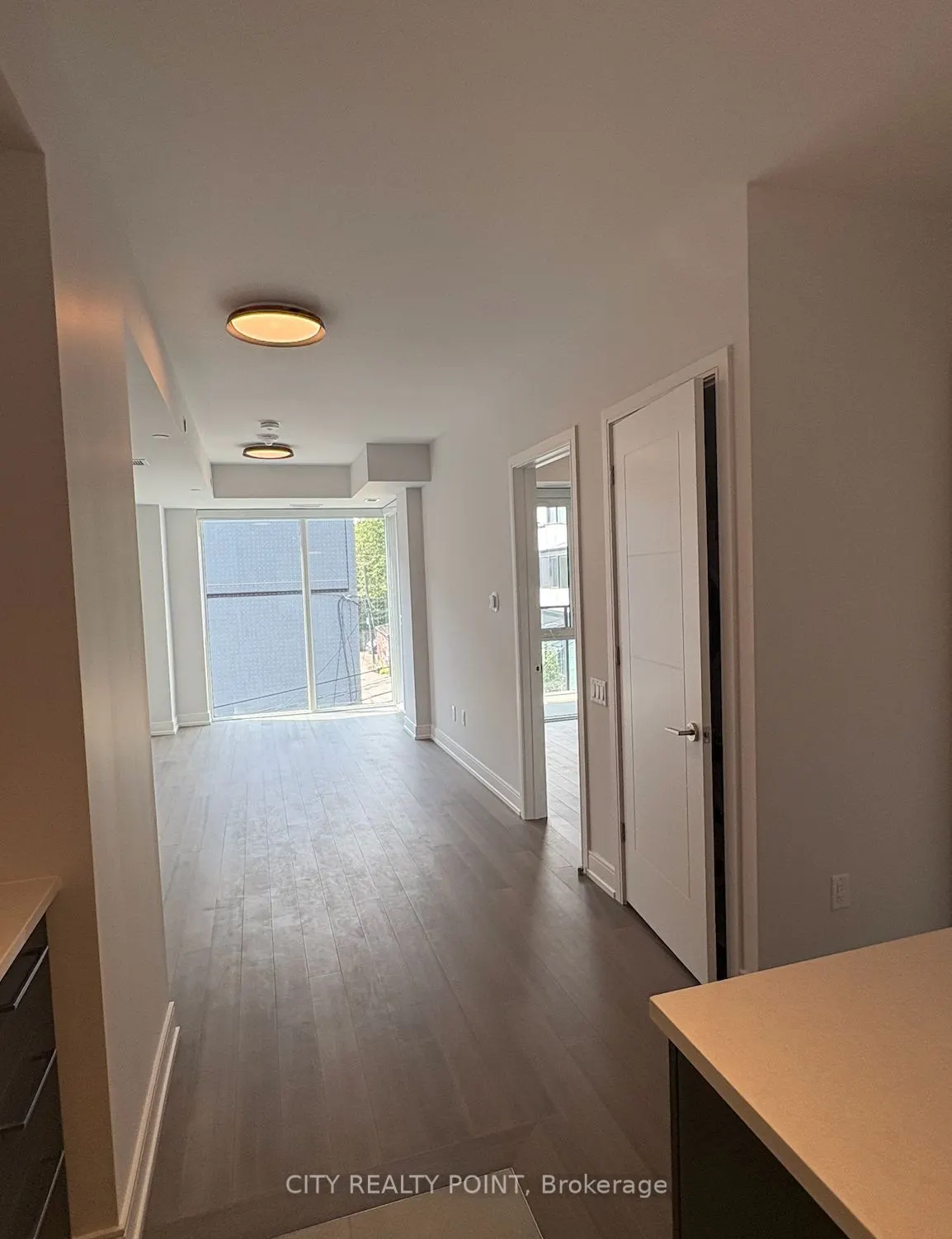 664 Spadina Avenue, #214