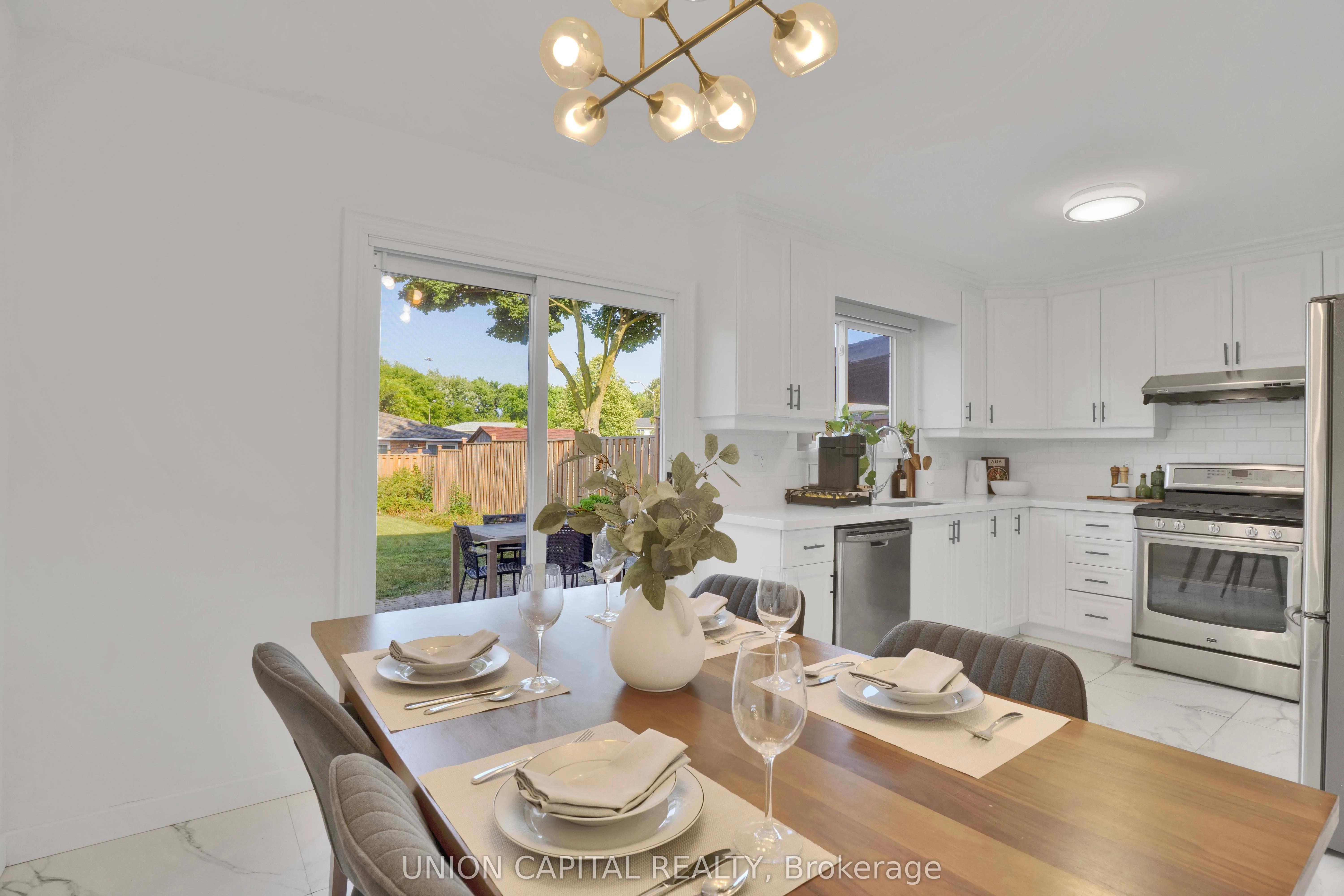 378 Hollyberry Trail