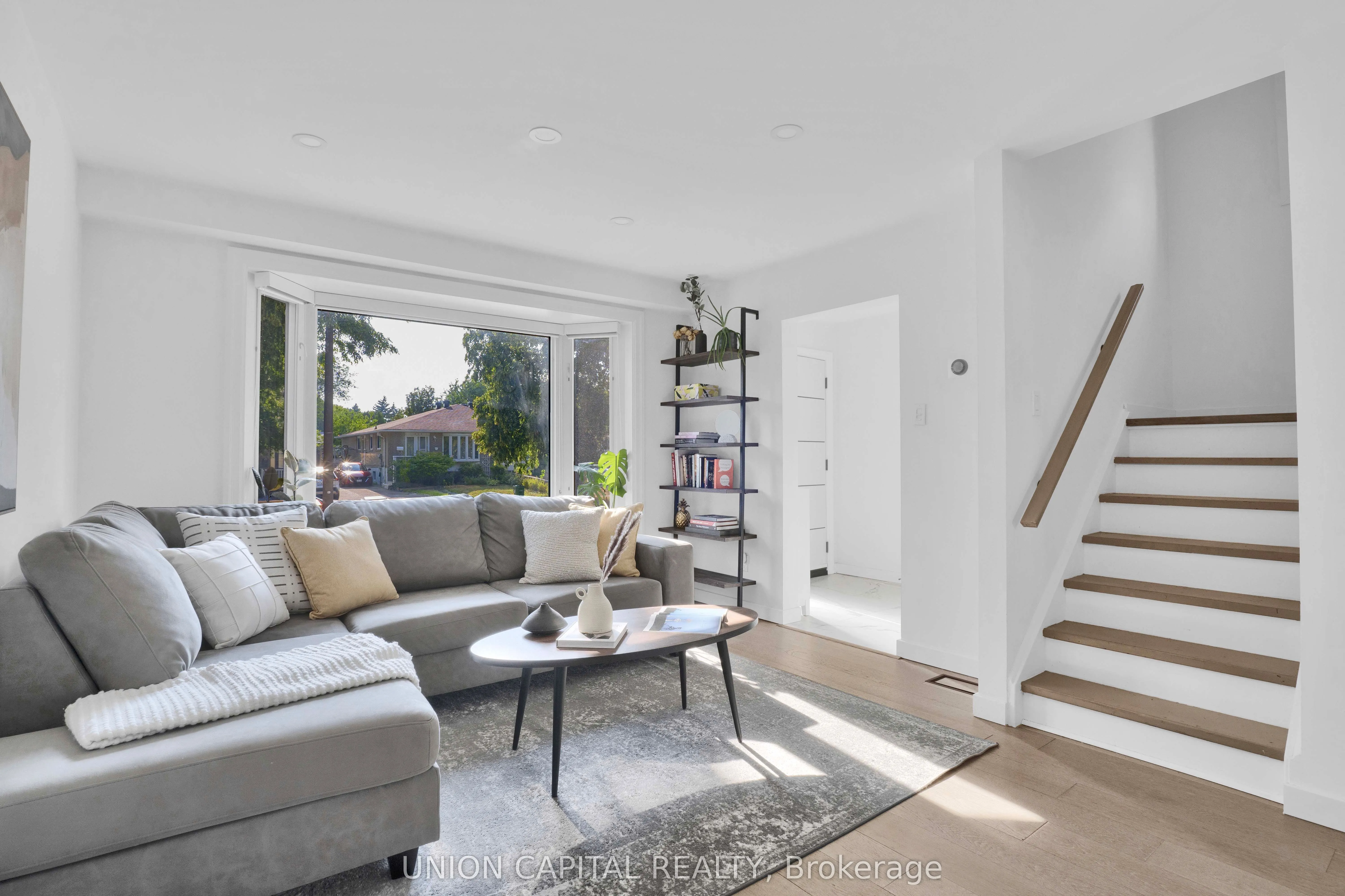378 Hollyberry Trail