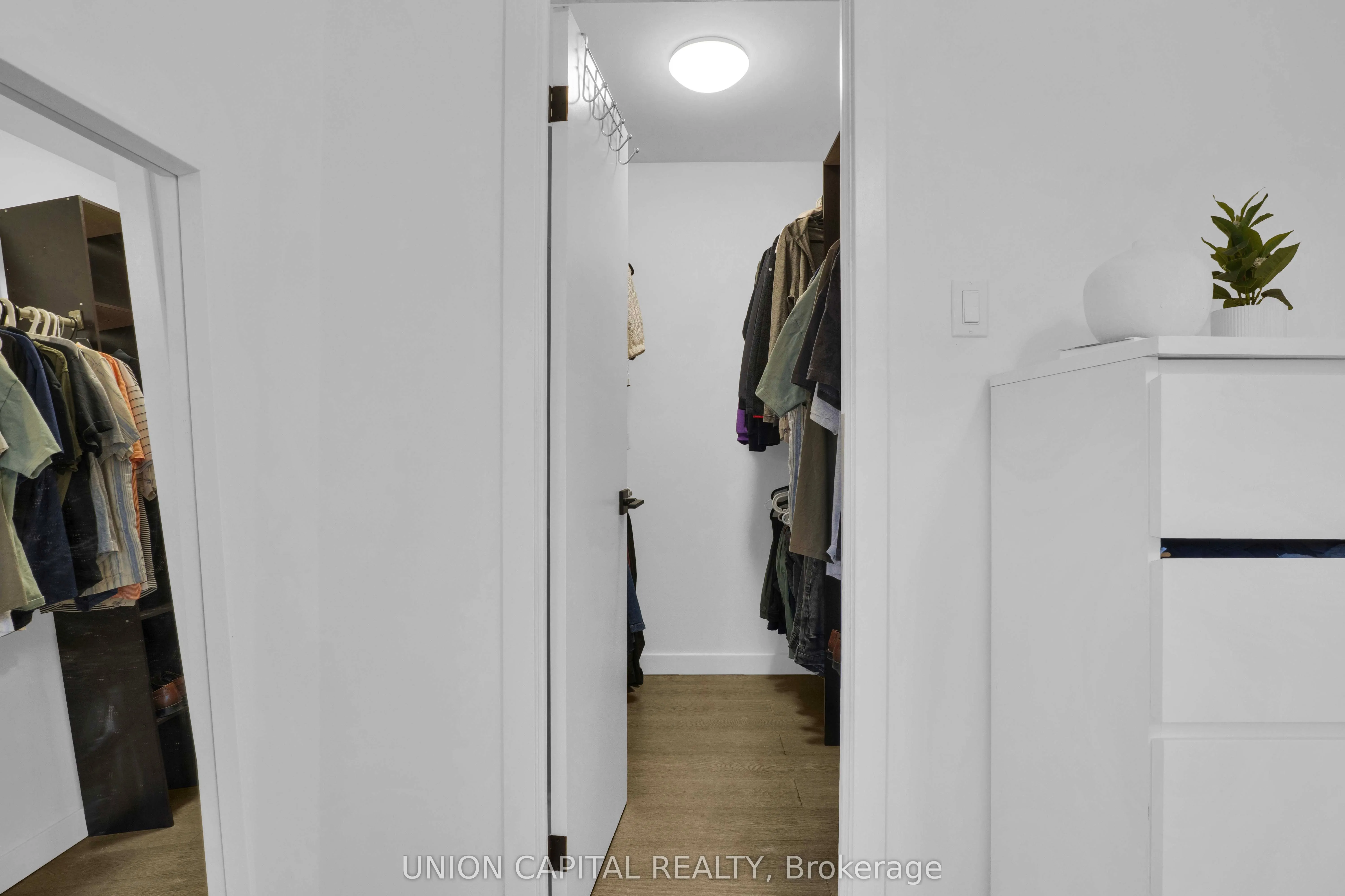378 Hollyberry Trail