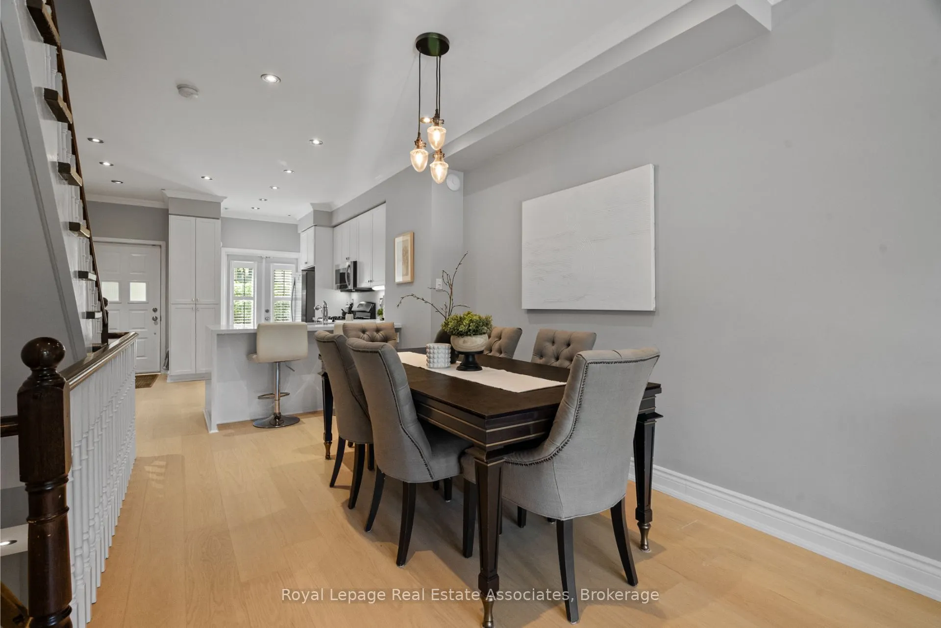 1 Baxter Street, #8