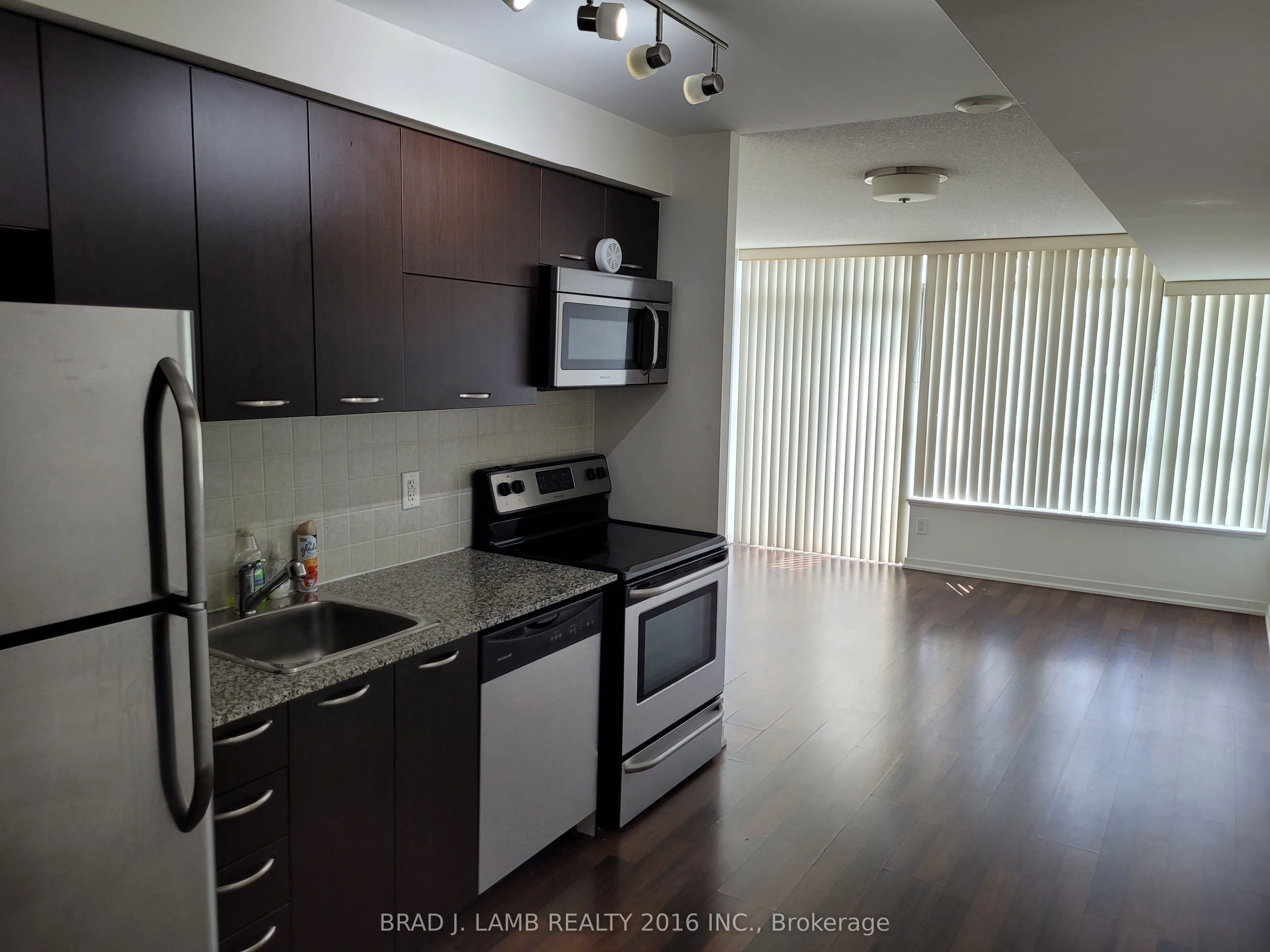 38 Joe Shuster Way, #614