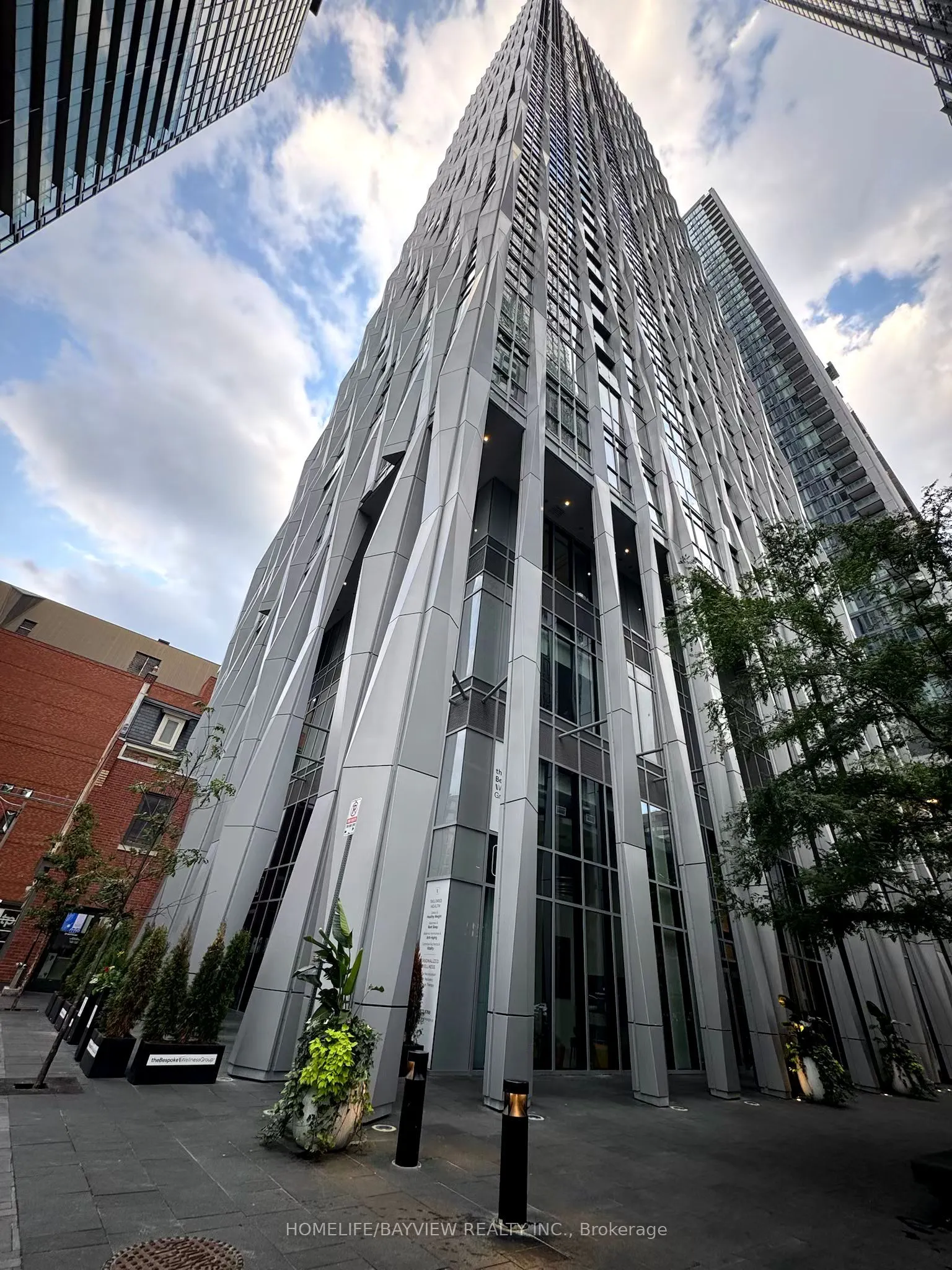 1 Yorkville Avenue S, #3304