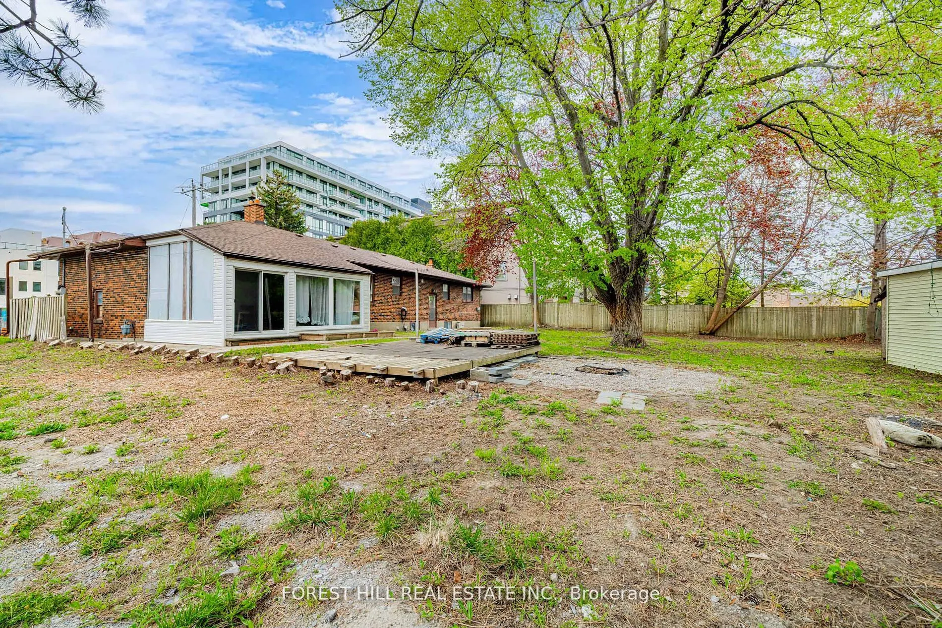 11 Greenbriar Road, #MAIN