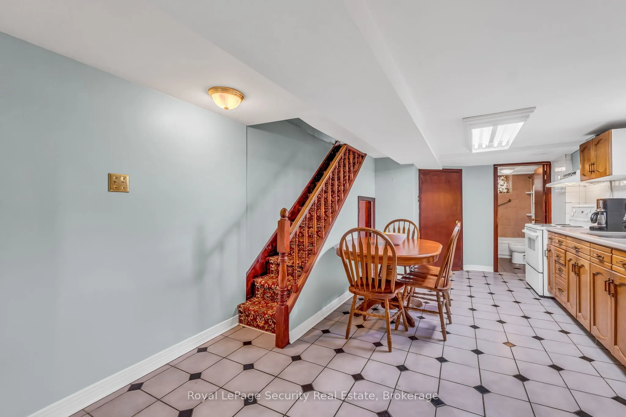 427 Glenholme Avenue