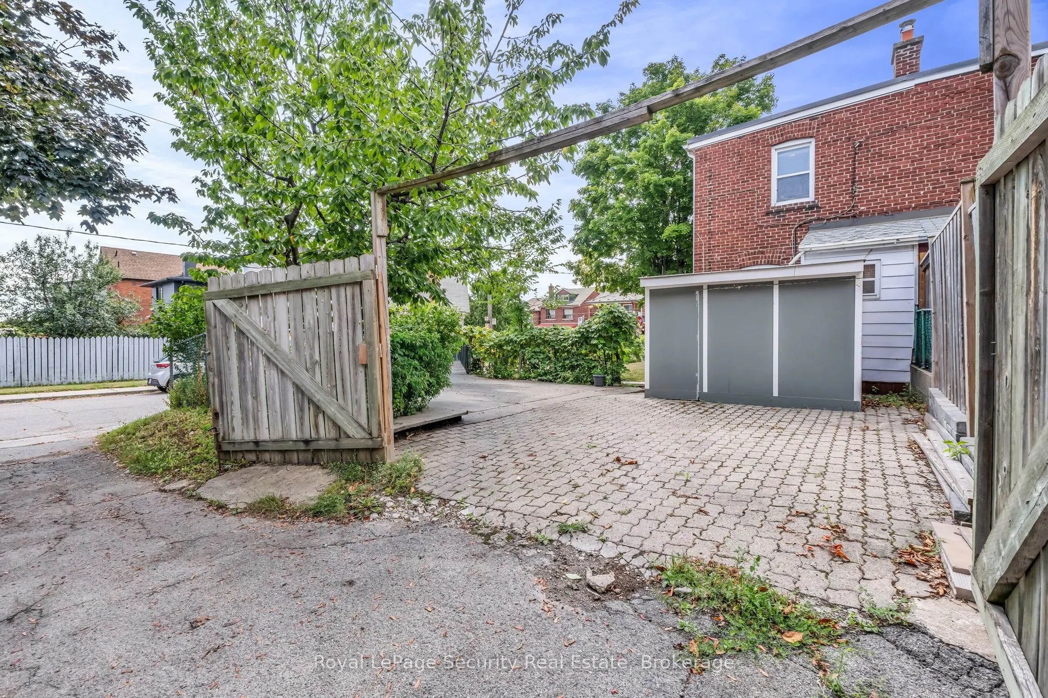 427 Glenholme Avenue