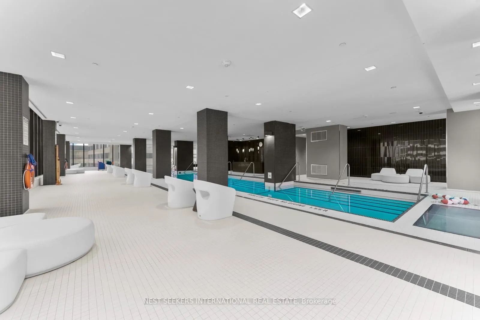 8 Eglinton Avenue E, #4108