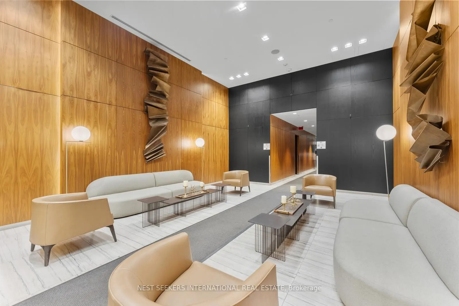 8 Eglinton Avenue E, #4108