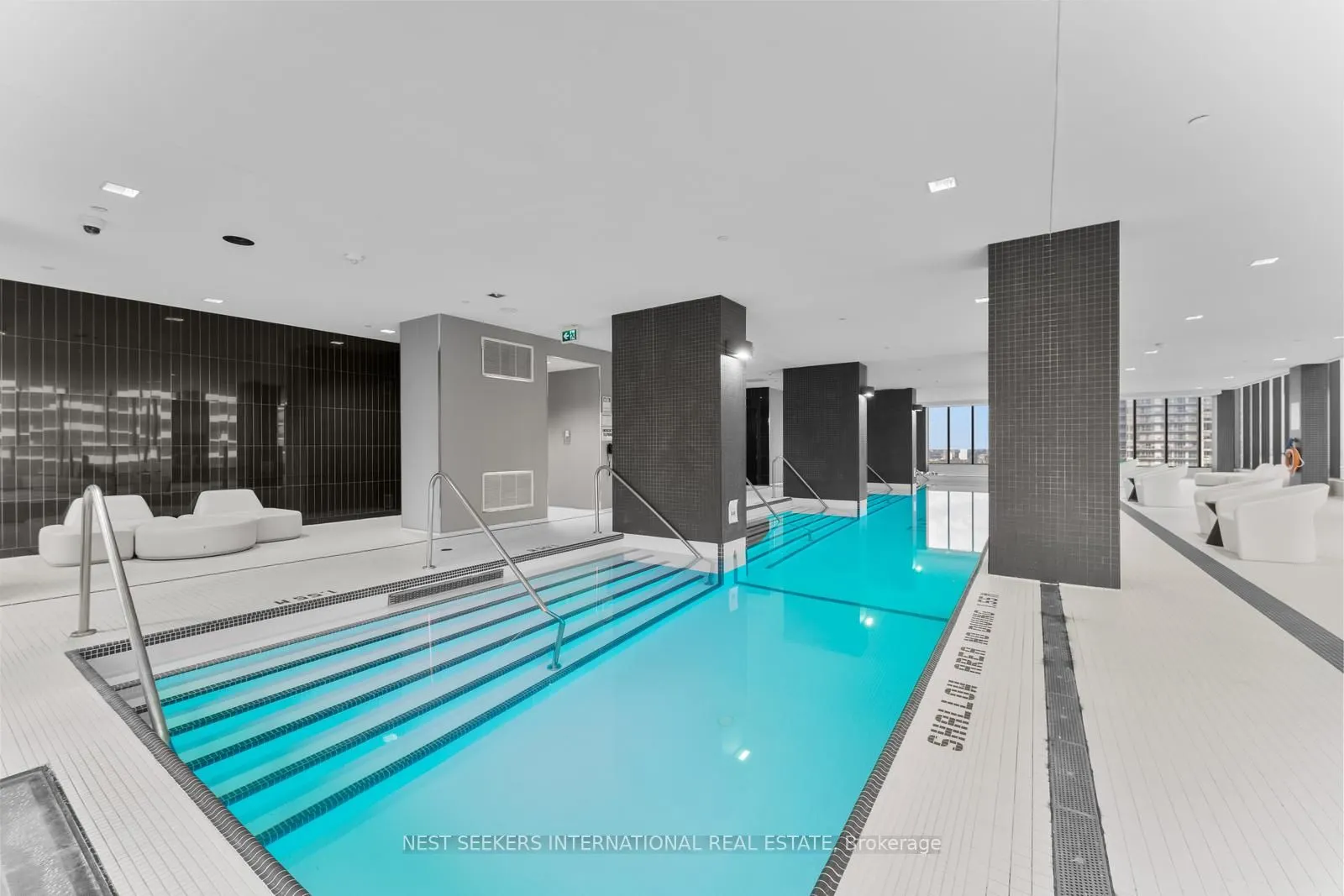 8 Eglinton Avenue E, #4108