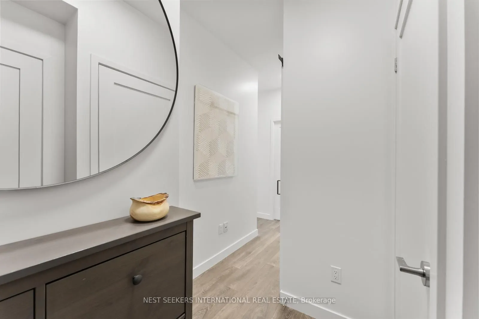 8 Eglinton Avenue E, #4108