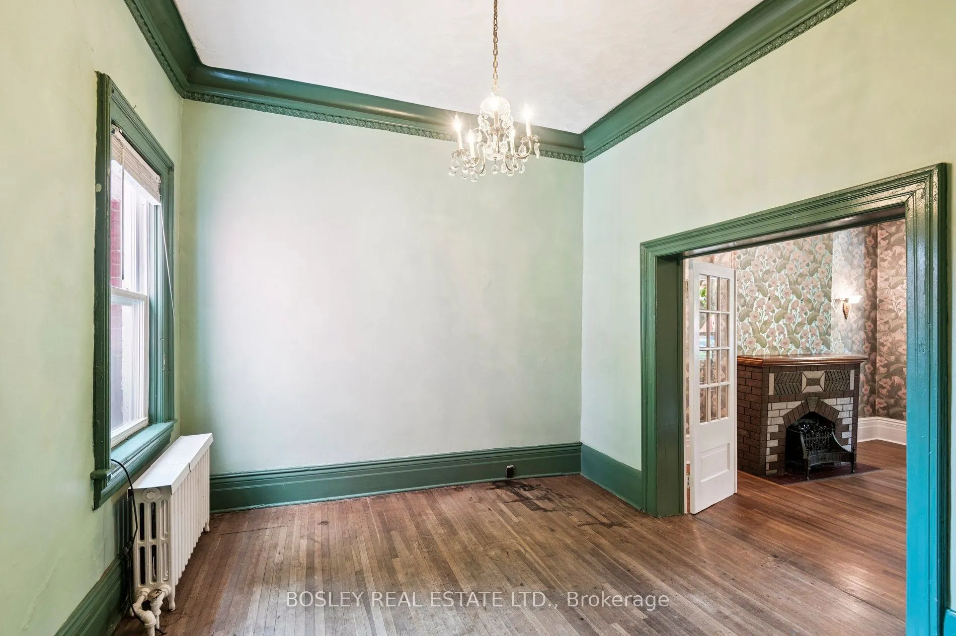 17 Beaconsfield Avenue