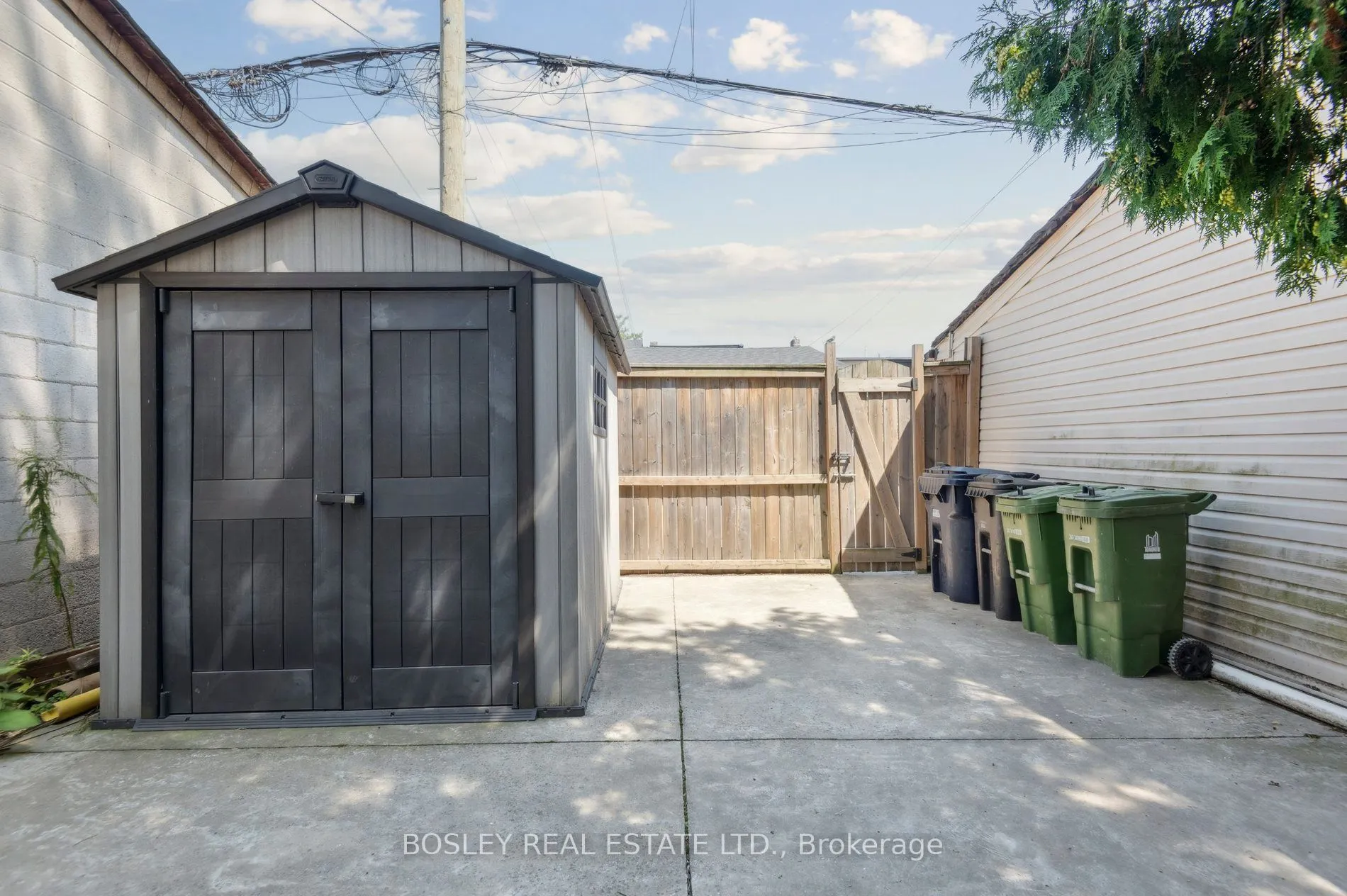 17 Beaconsfield Avenue
