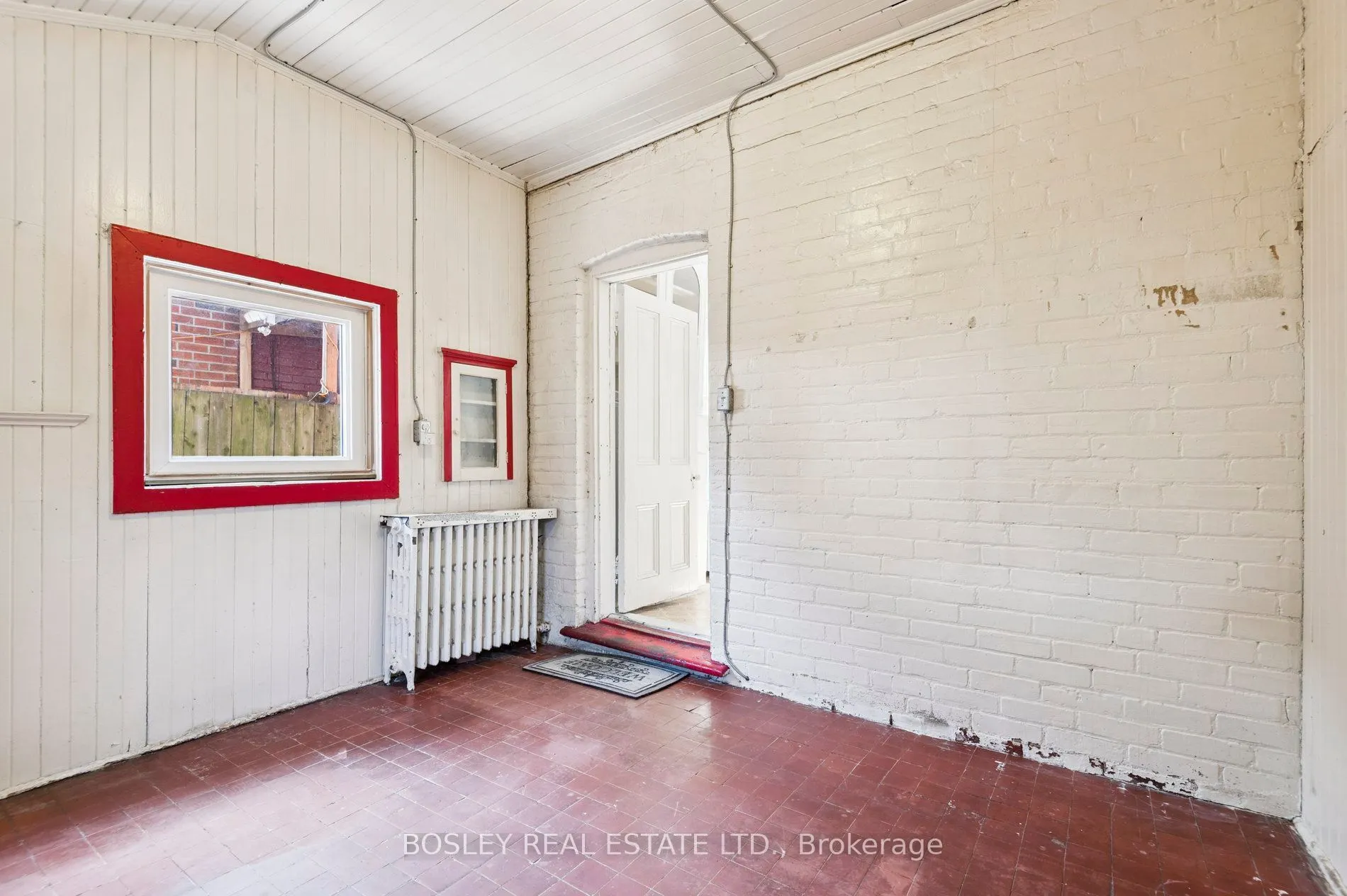 17 Beaconsfield Avenue
