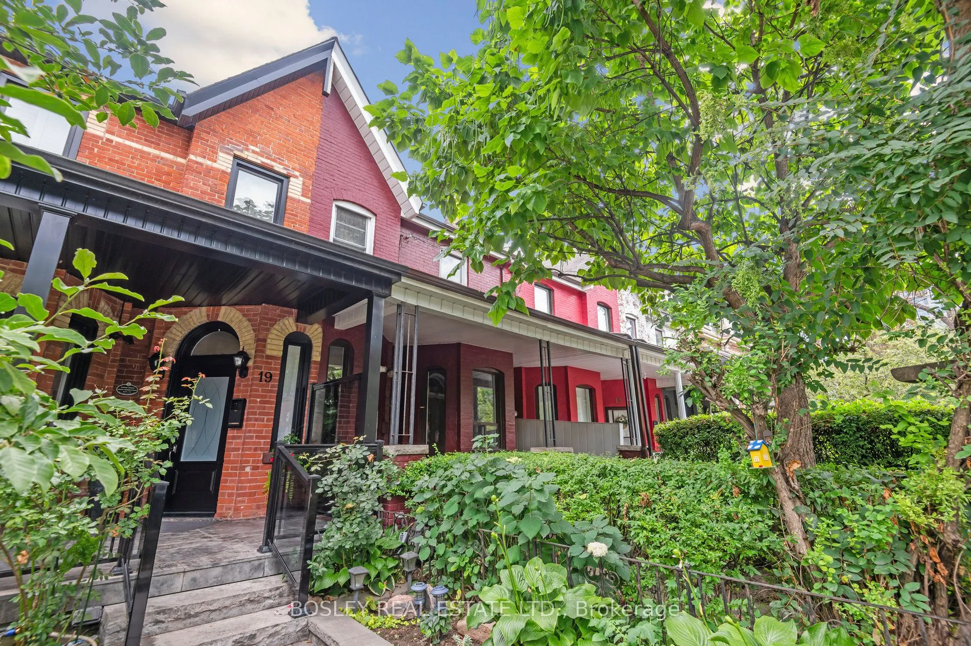 17 Beaconsfield Avenue