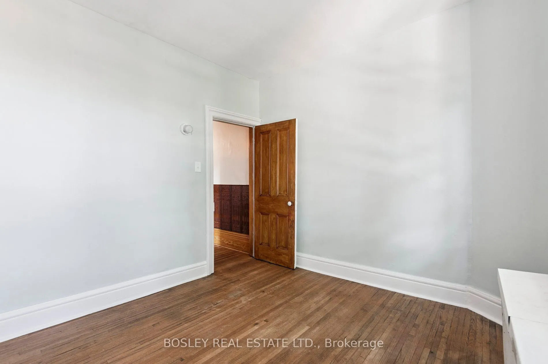 17 Beaconsfield Avenue