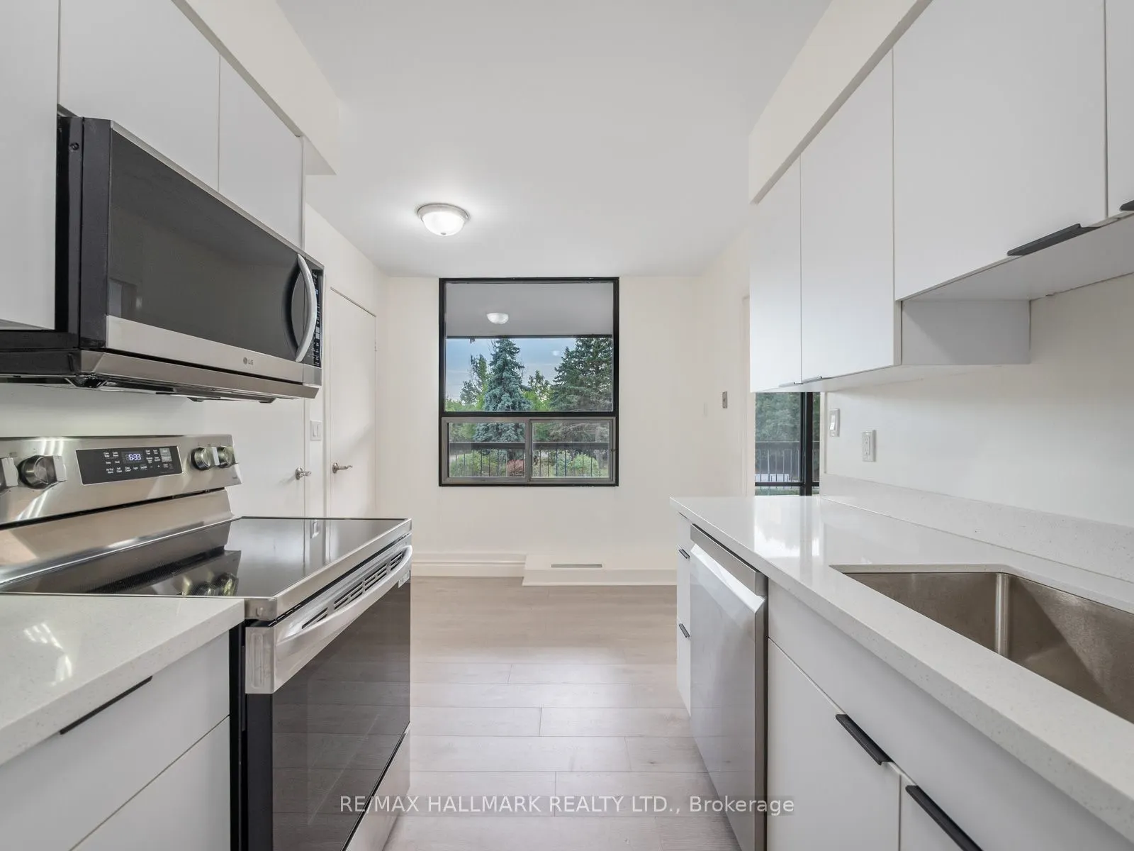 115 Antibes Drive, #206