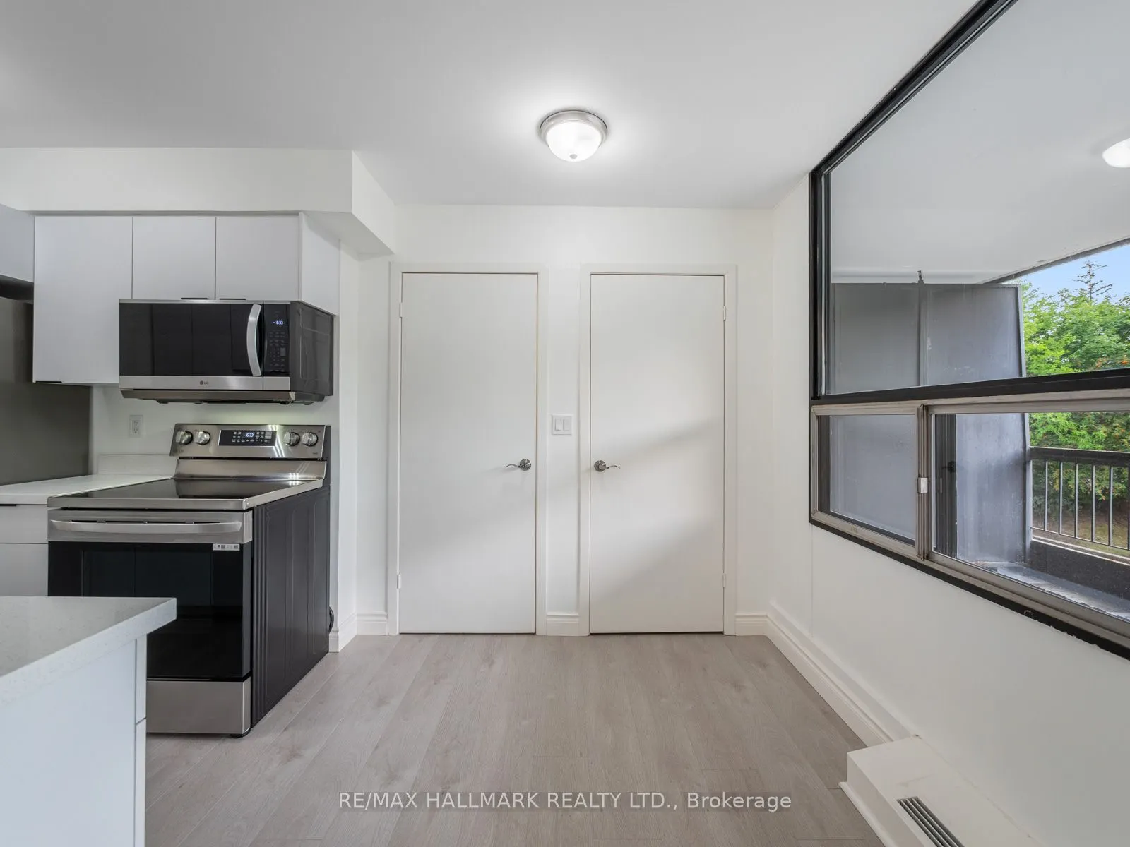 115 Antibes Drive, #206