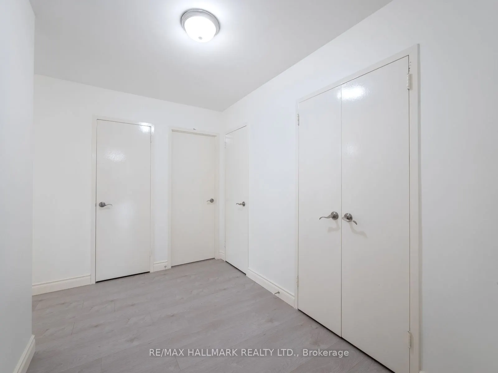 115 Antibes Drive, #206