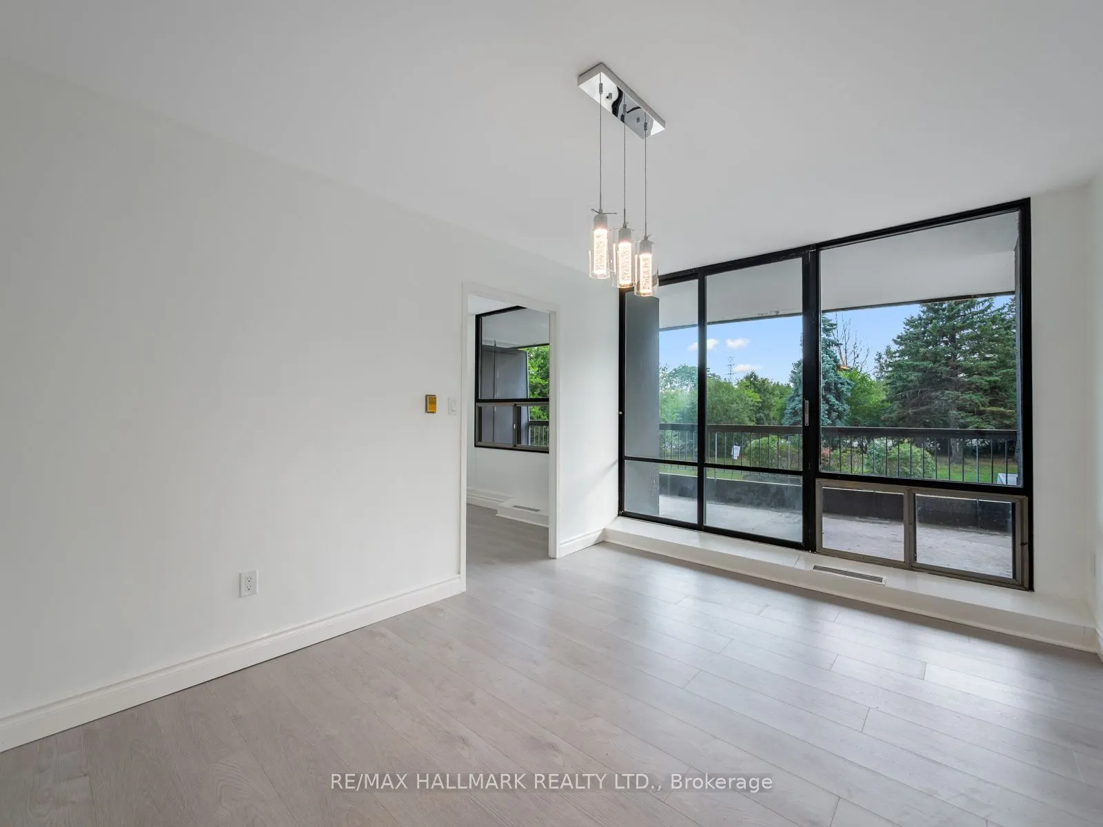 115 Antibes Drive, #206