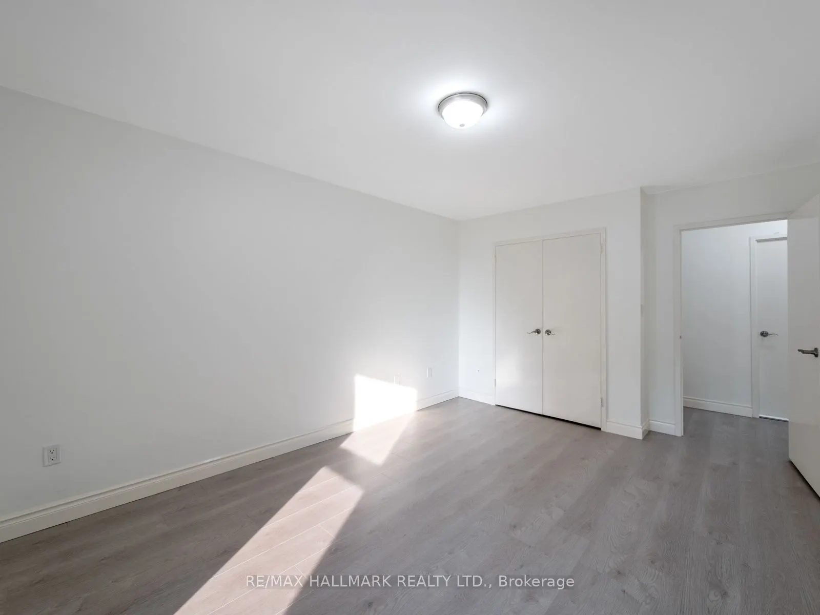 115 Antibes Drive, #206