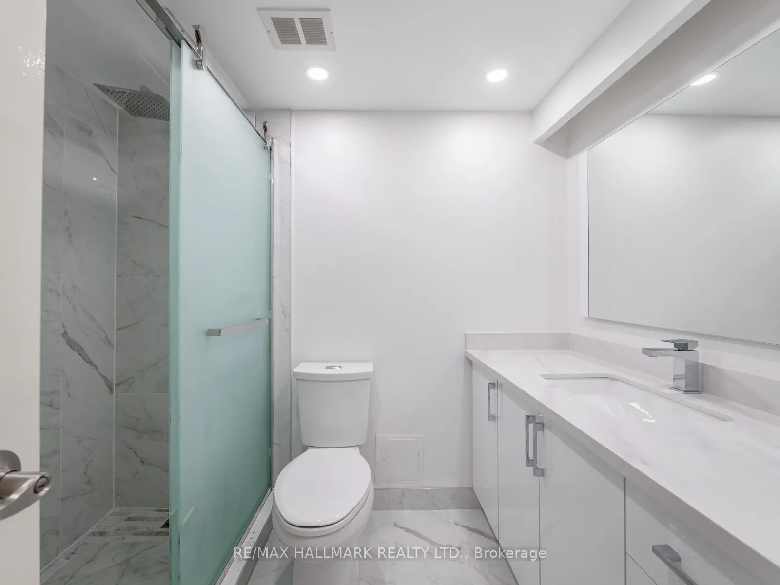115 Antibes Drive, #206