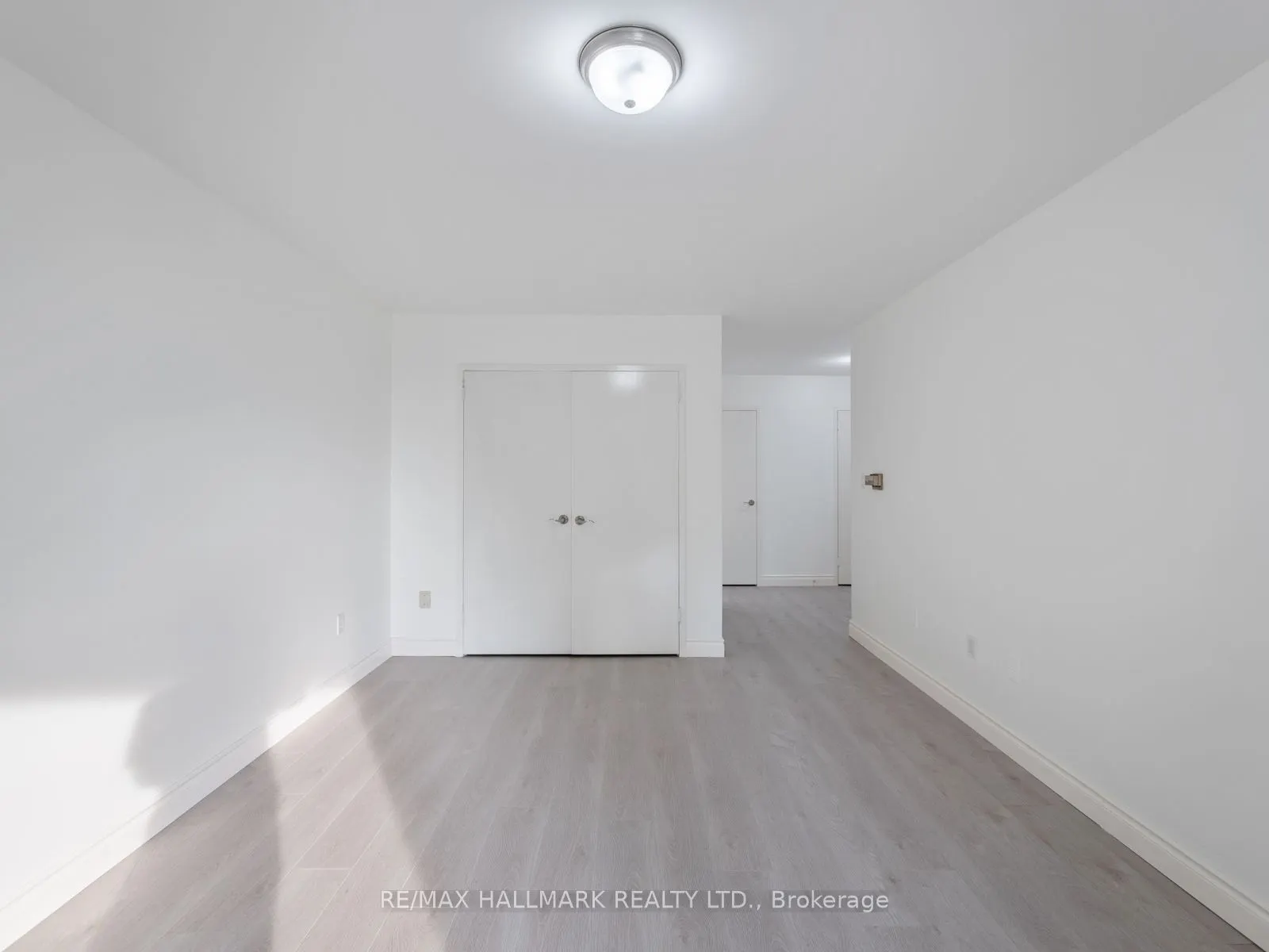 115 Antibes Drive, #206