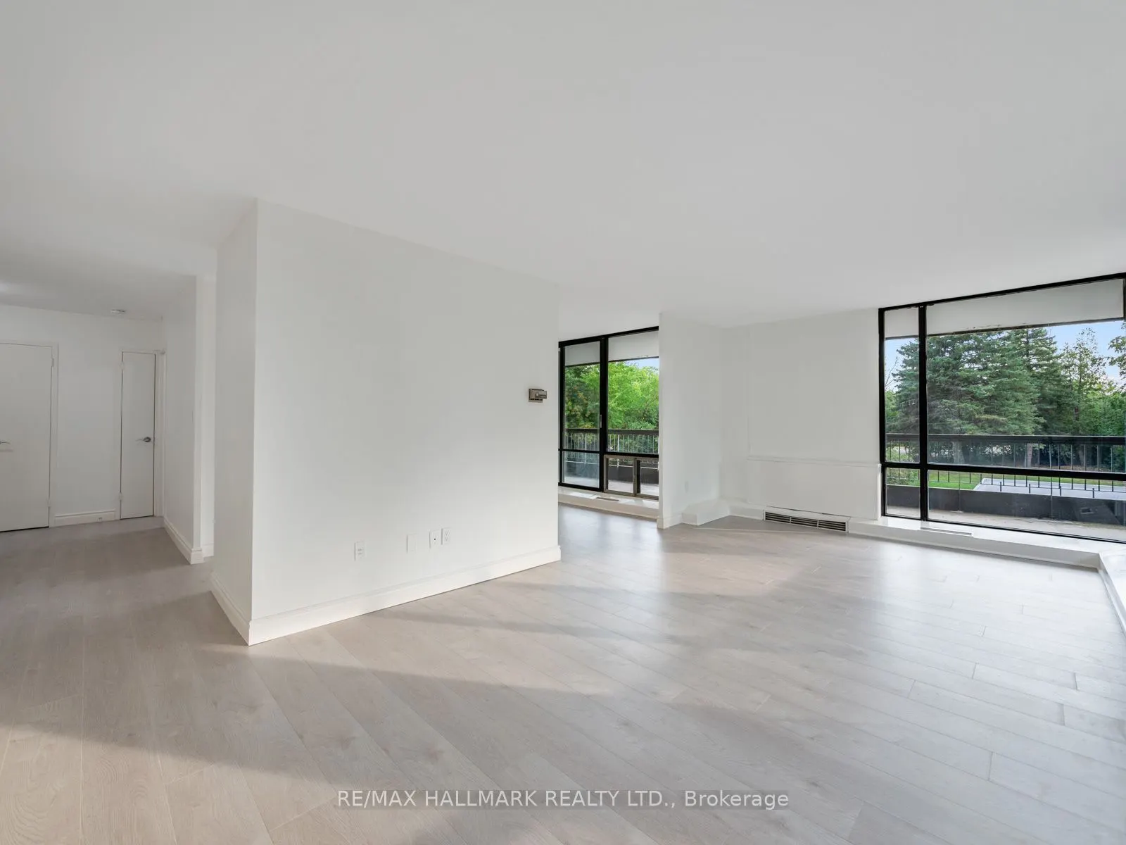 115 Antibes Drive, #206