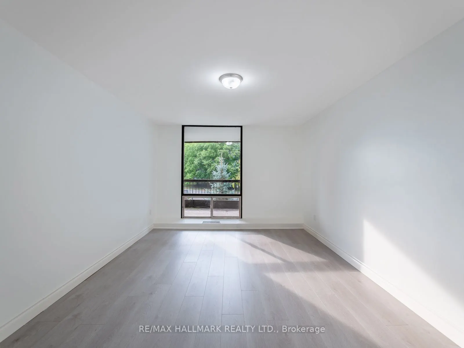 115 Antibes Drive, #206