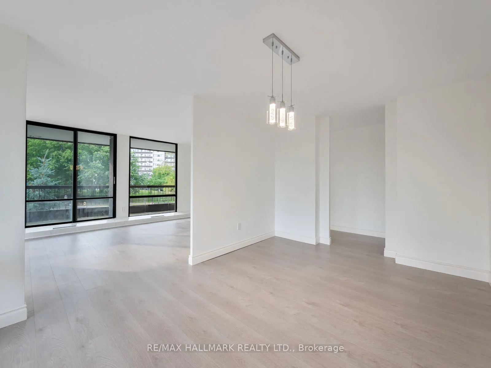 115 Antibes Drive, #206
