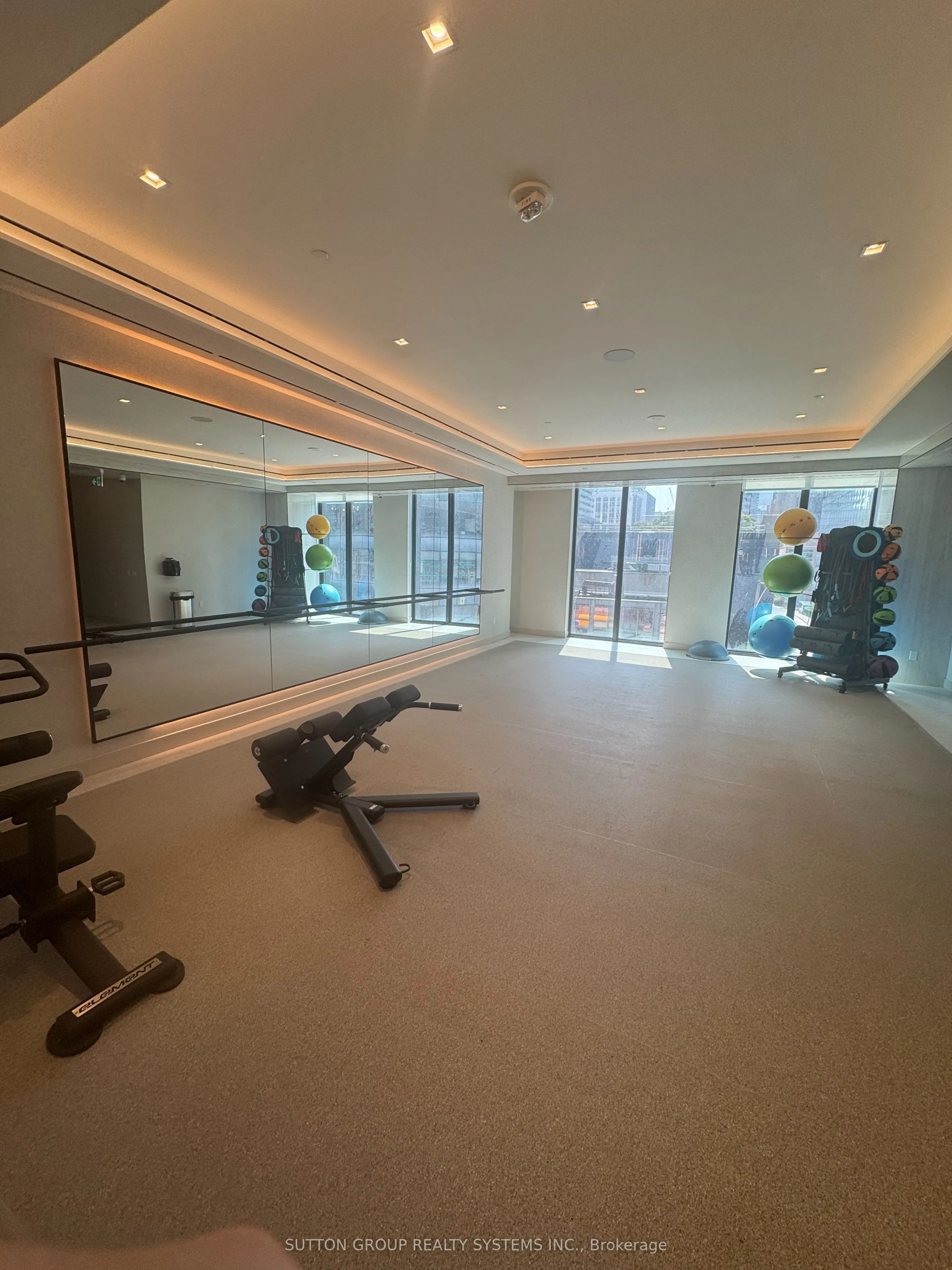 8 Wellesley Street W, #5901