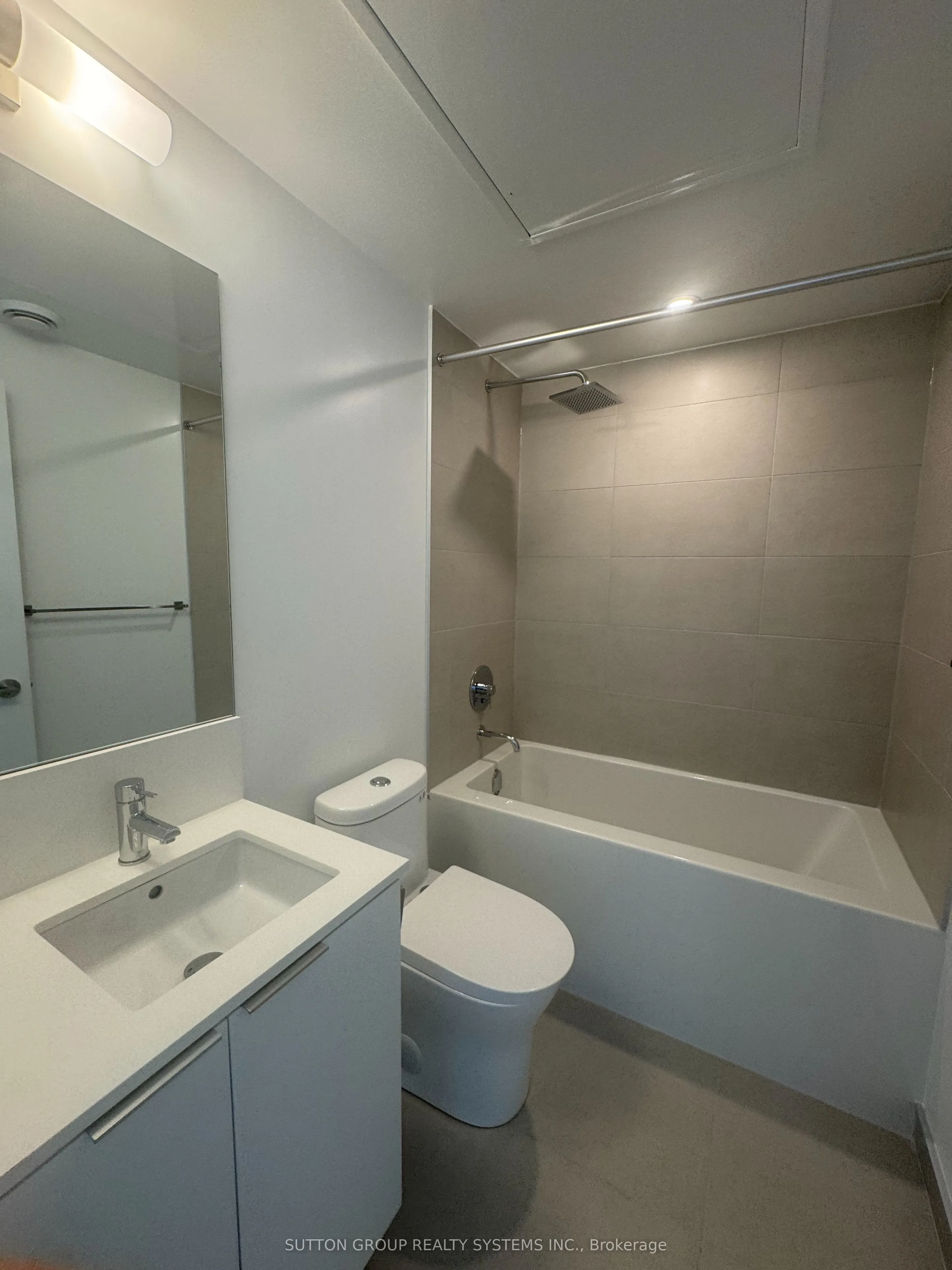 8 Wellesley Street W, #5901