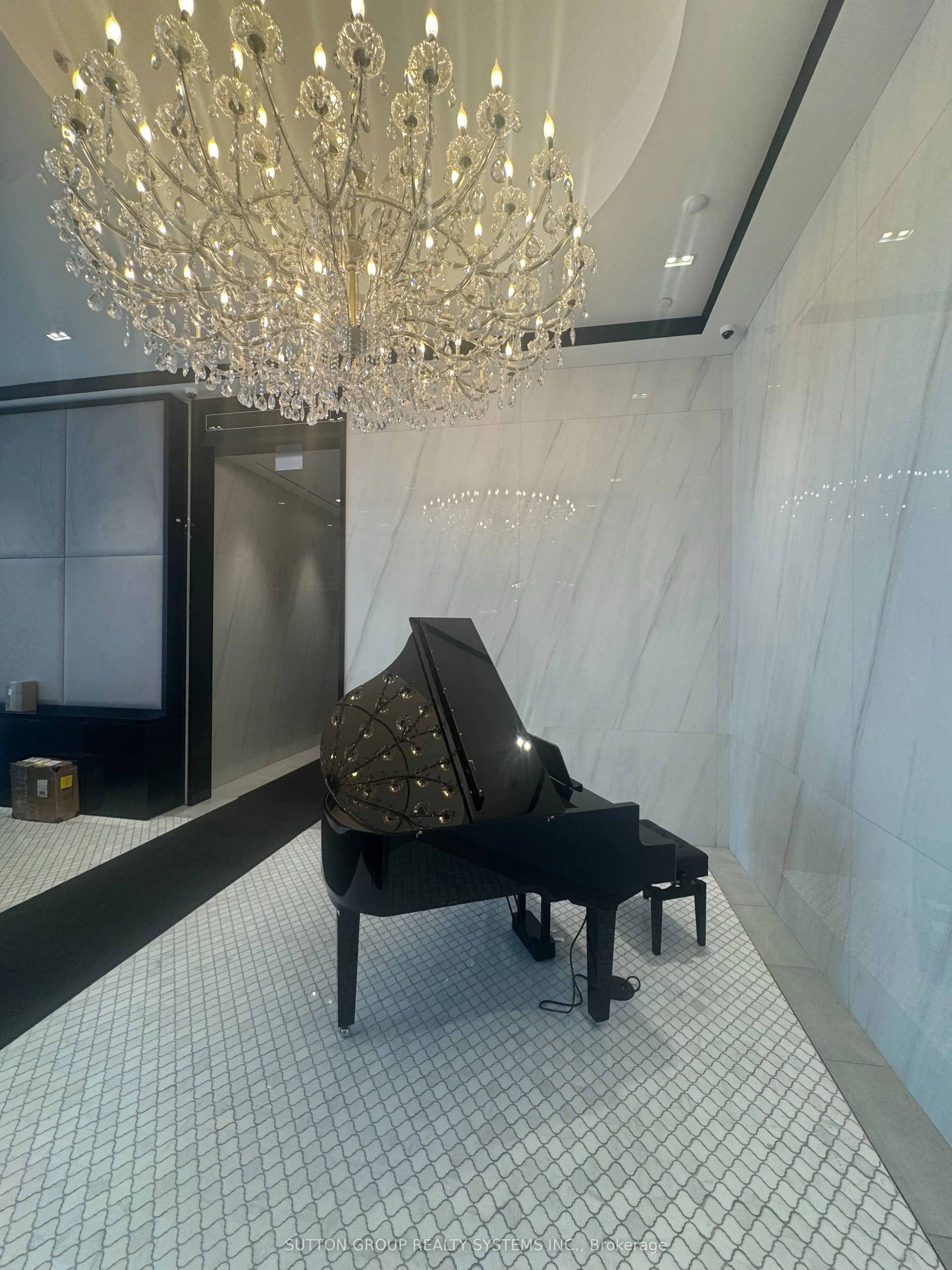 8 Wellesley Street W, #5901