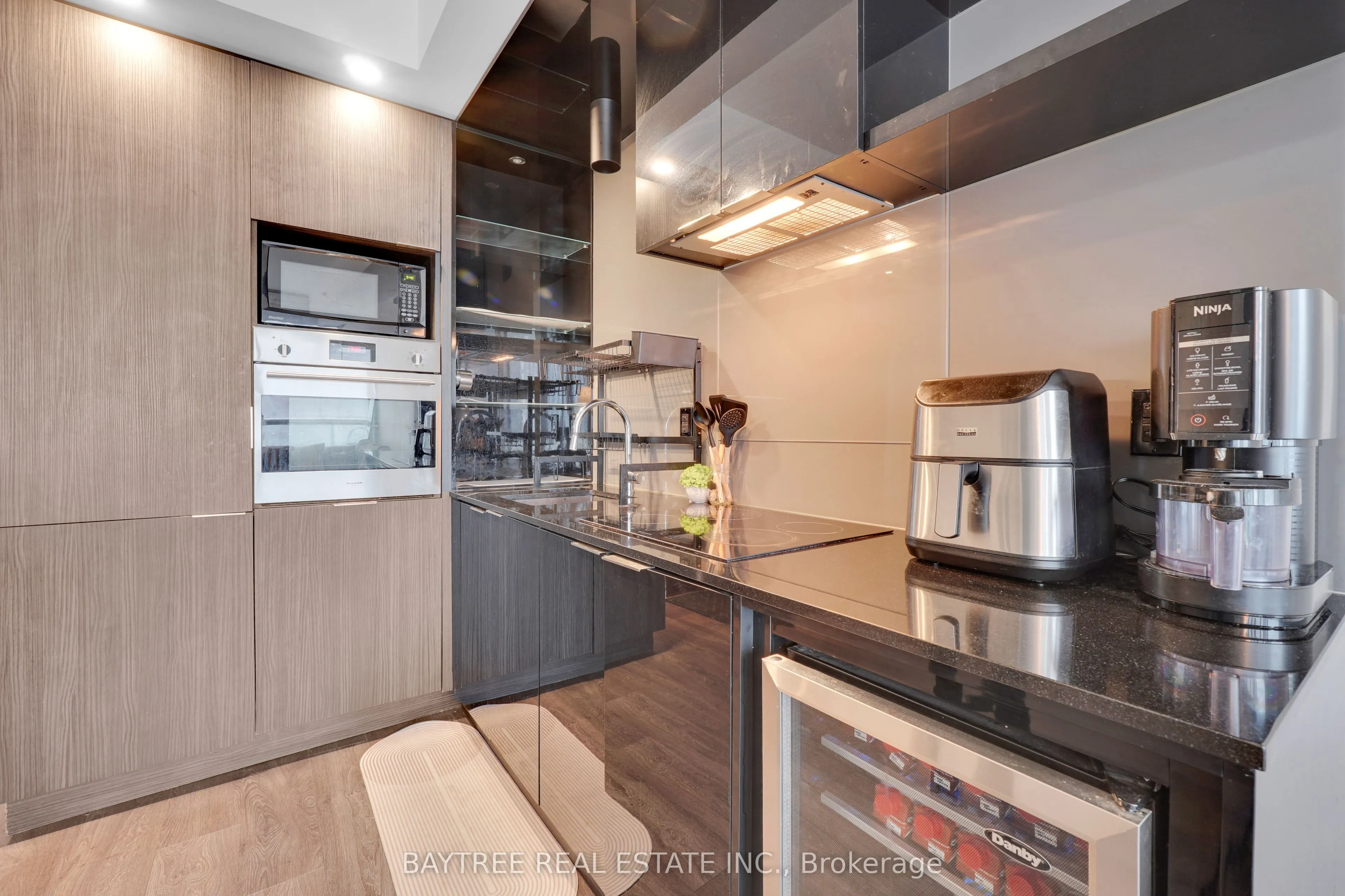 70 Temperance Street, #2610