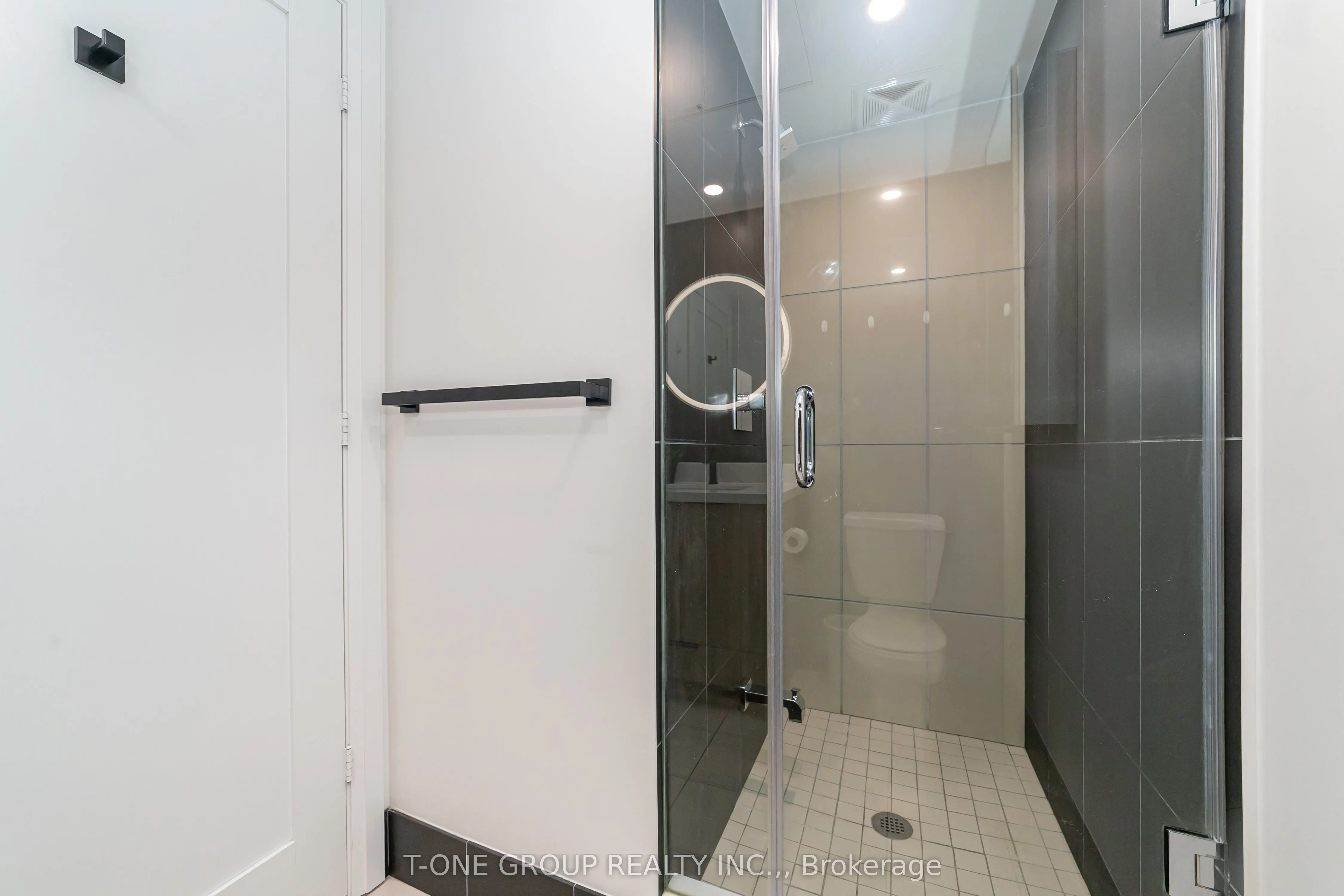 5 Sheppard Avenue E, #4119