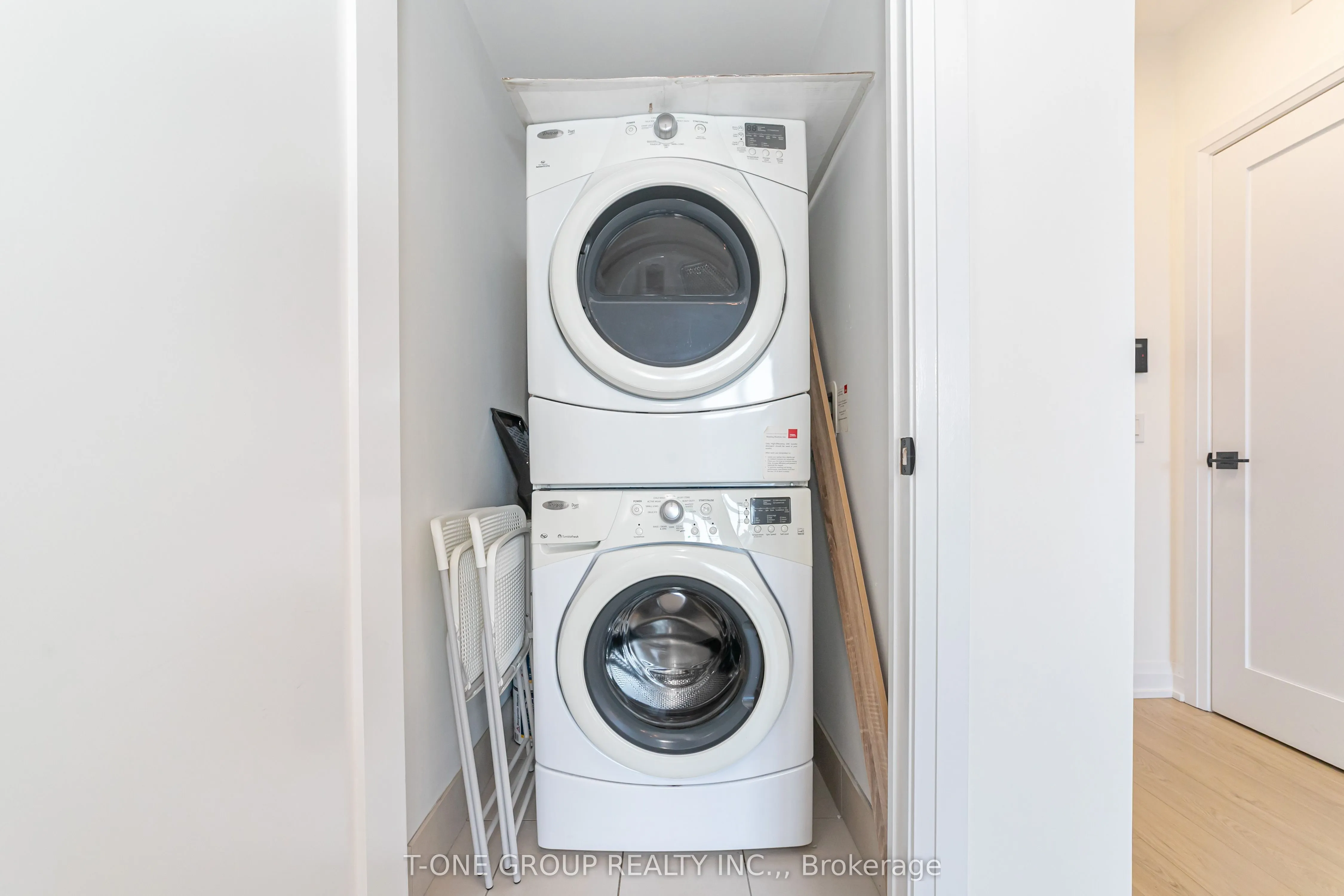 5 Sheppard Avenue E, #4119