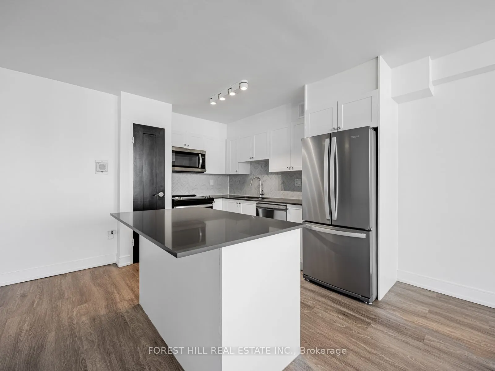 7 Jackes Avenue, #2205
