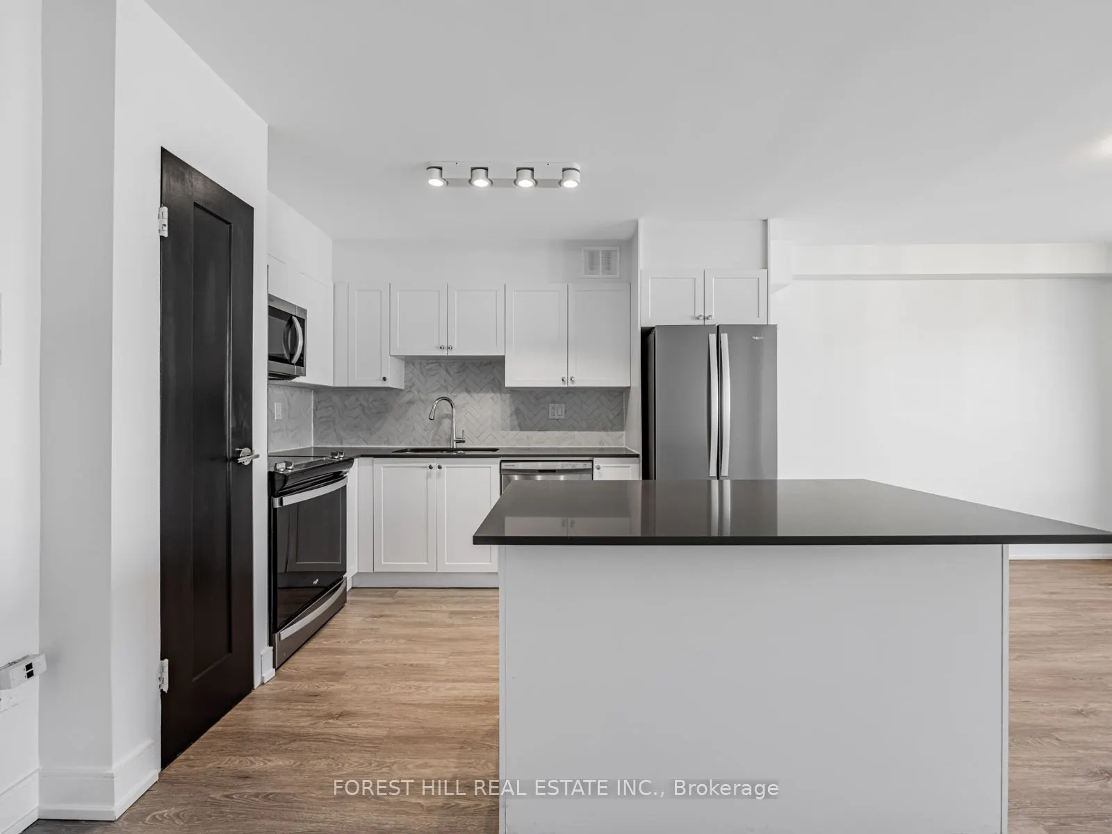 7 Jackes Avenue, #2205