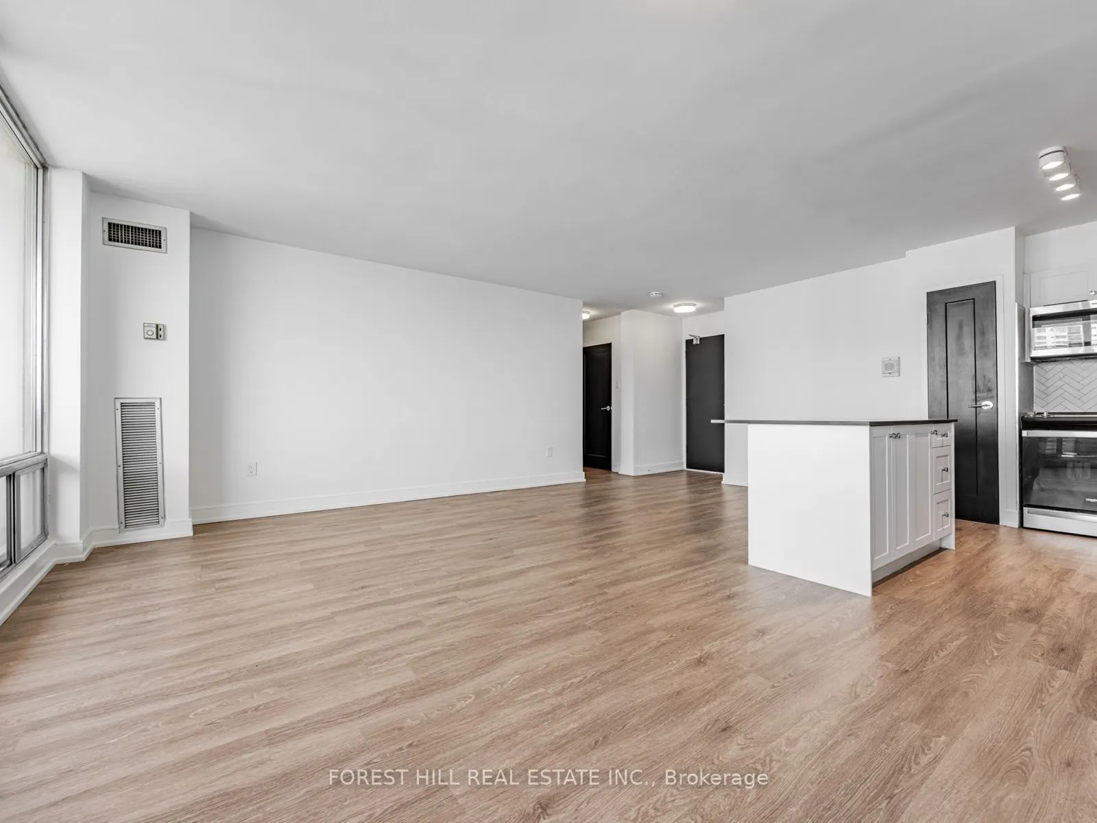 7 Jackes Avenue, #2205