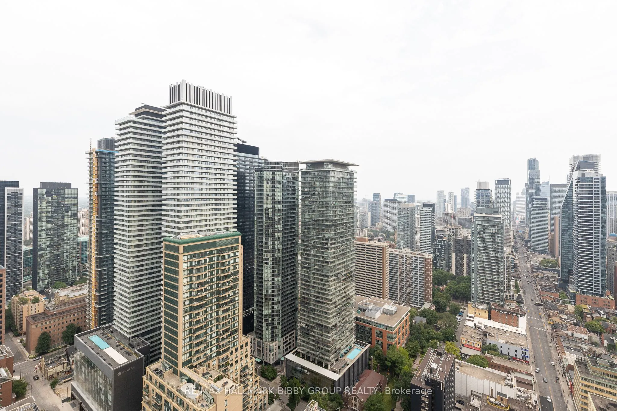1 Bloor Street E, #3807