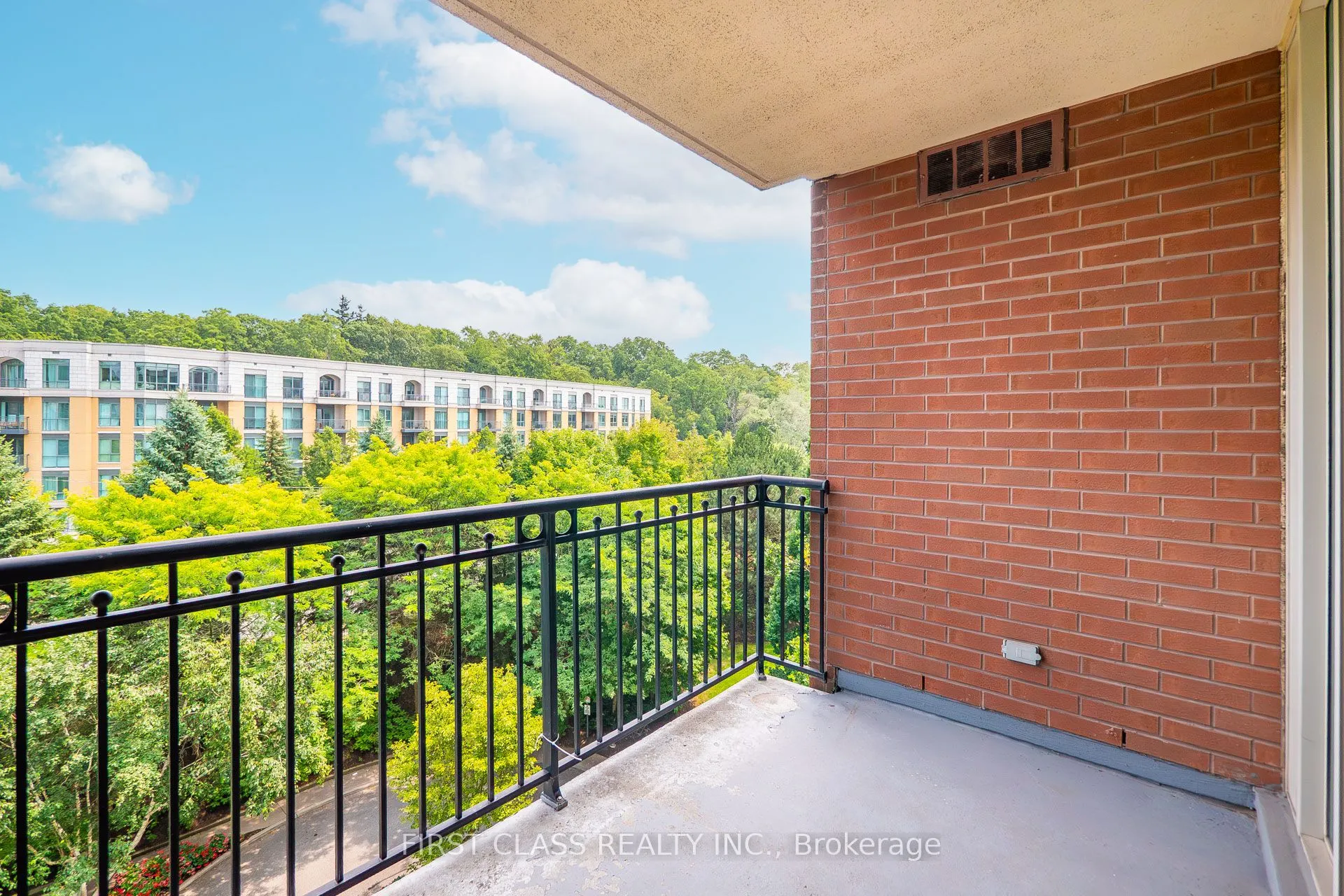 18 William Carson Crescent, #711