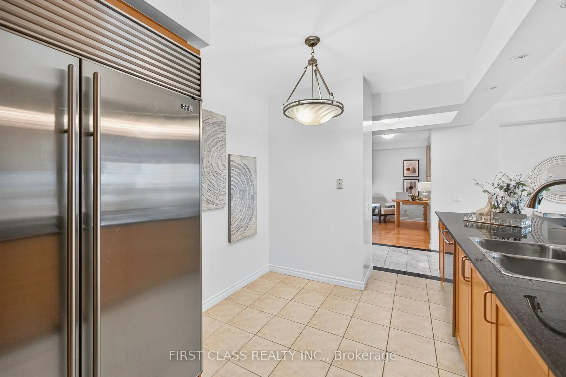 18 William Carson Crescent, #711