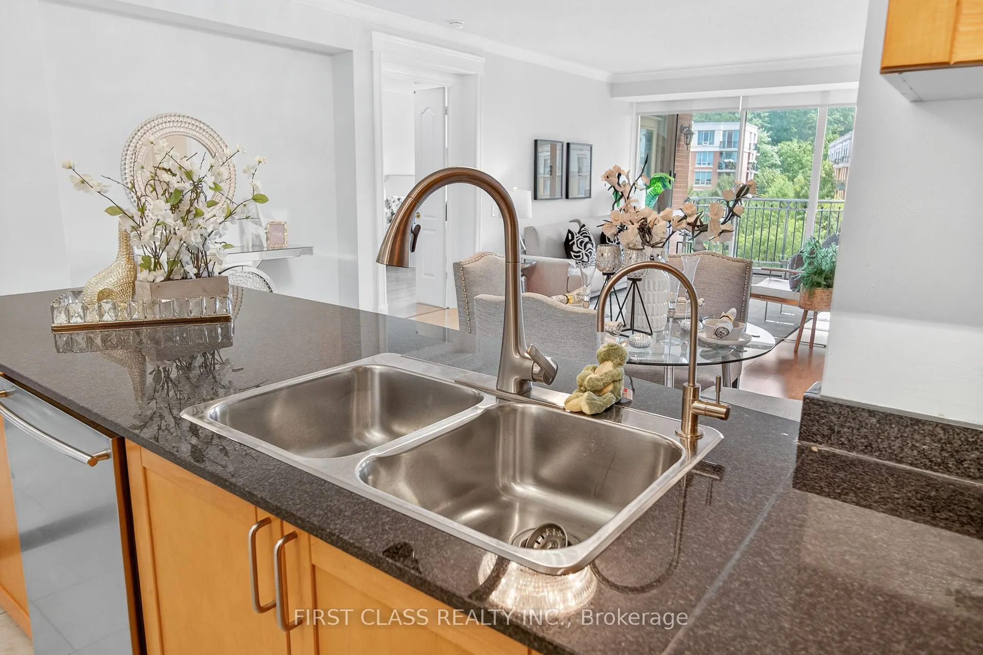 18 William Carson Crescent, #711