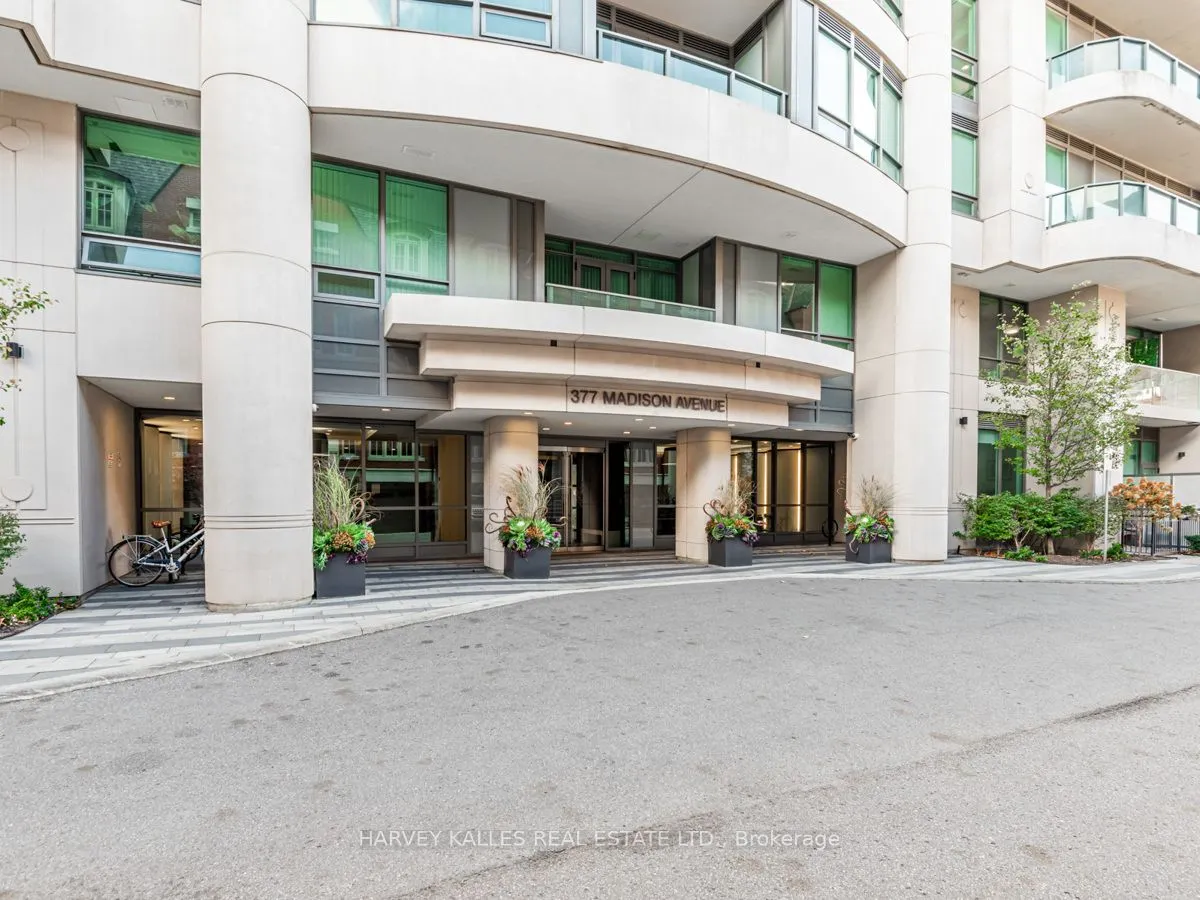 377 Madison Avenue, #314