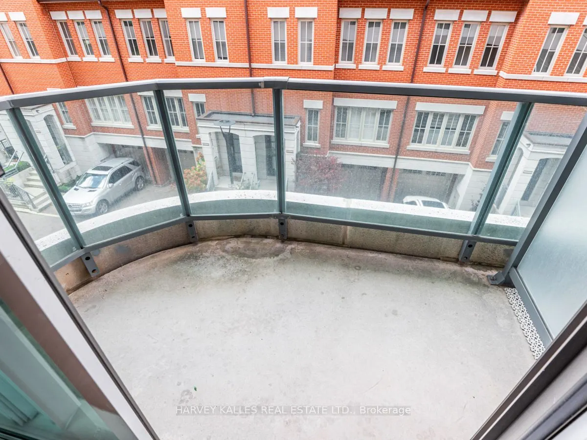 377 Madison Avenue, #314
