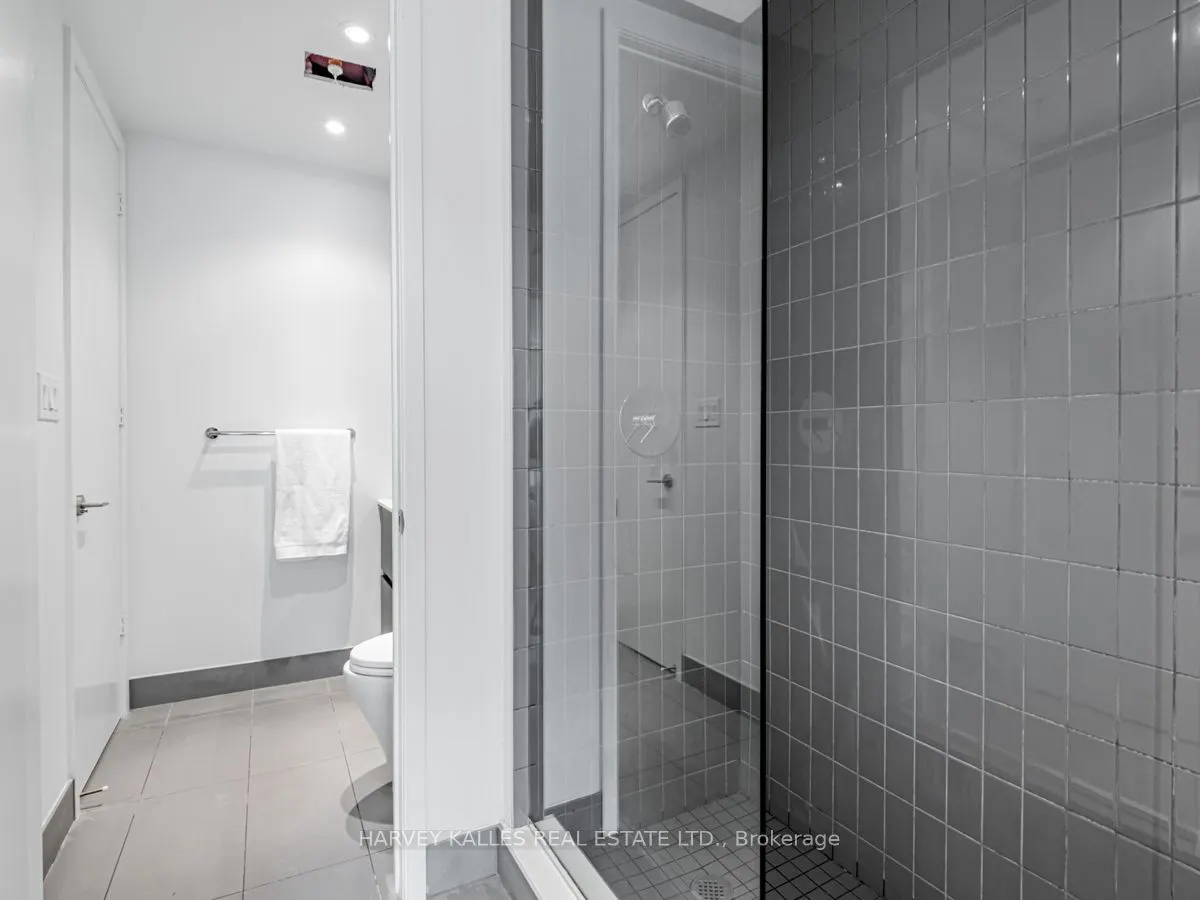 377 Madison Avenue, #314