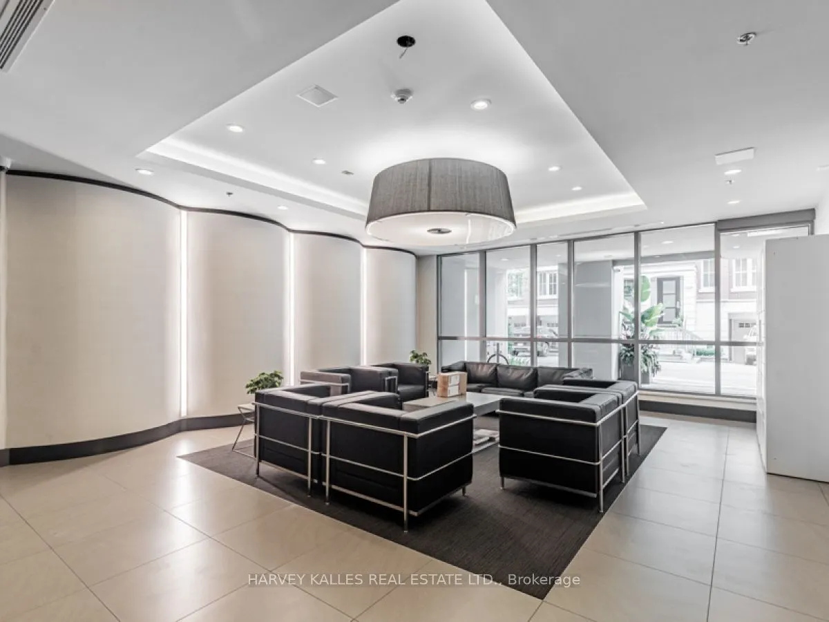 377 Madison Avenue, #314