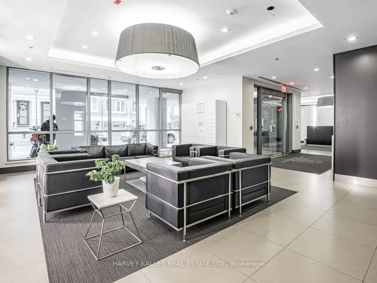 377 Madison Avenue, #314